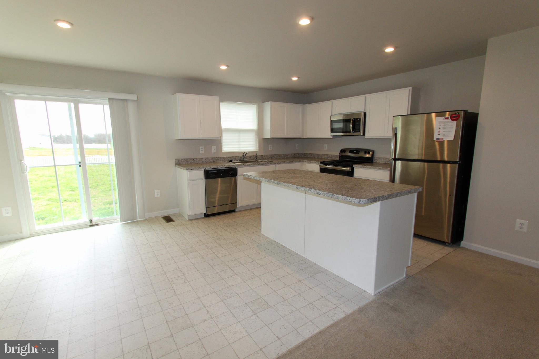 CHANDLERS GLEN - Residential Lease