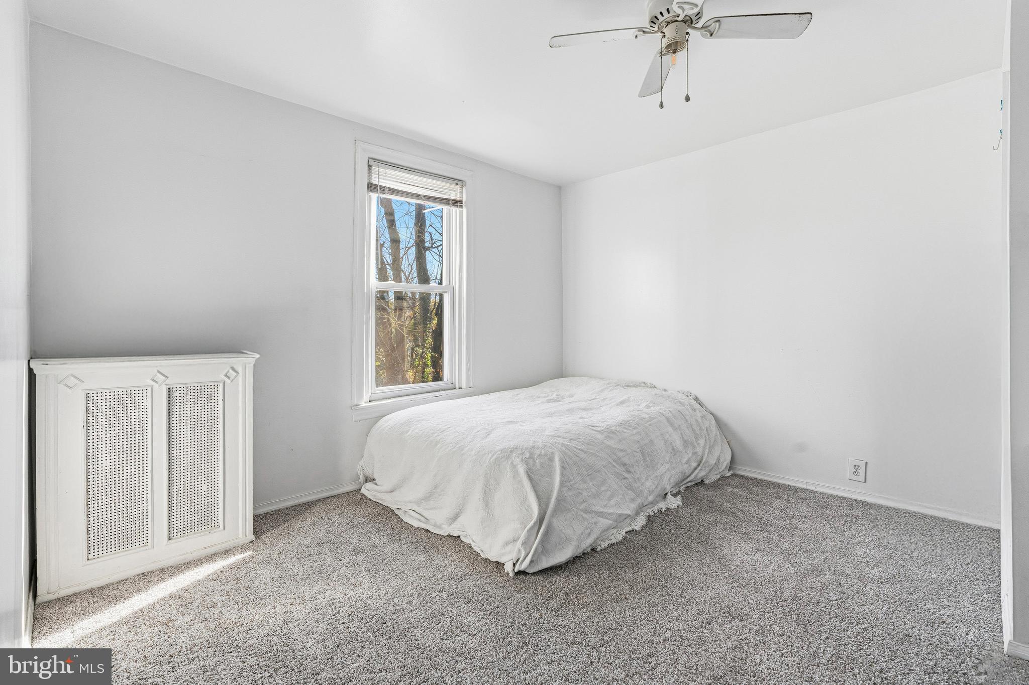 ELMWOOD PARK - Residential