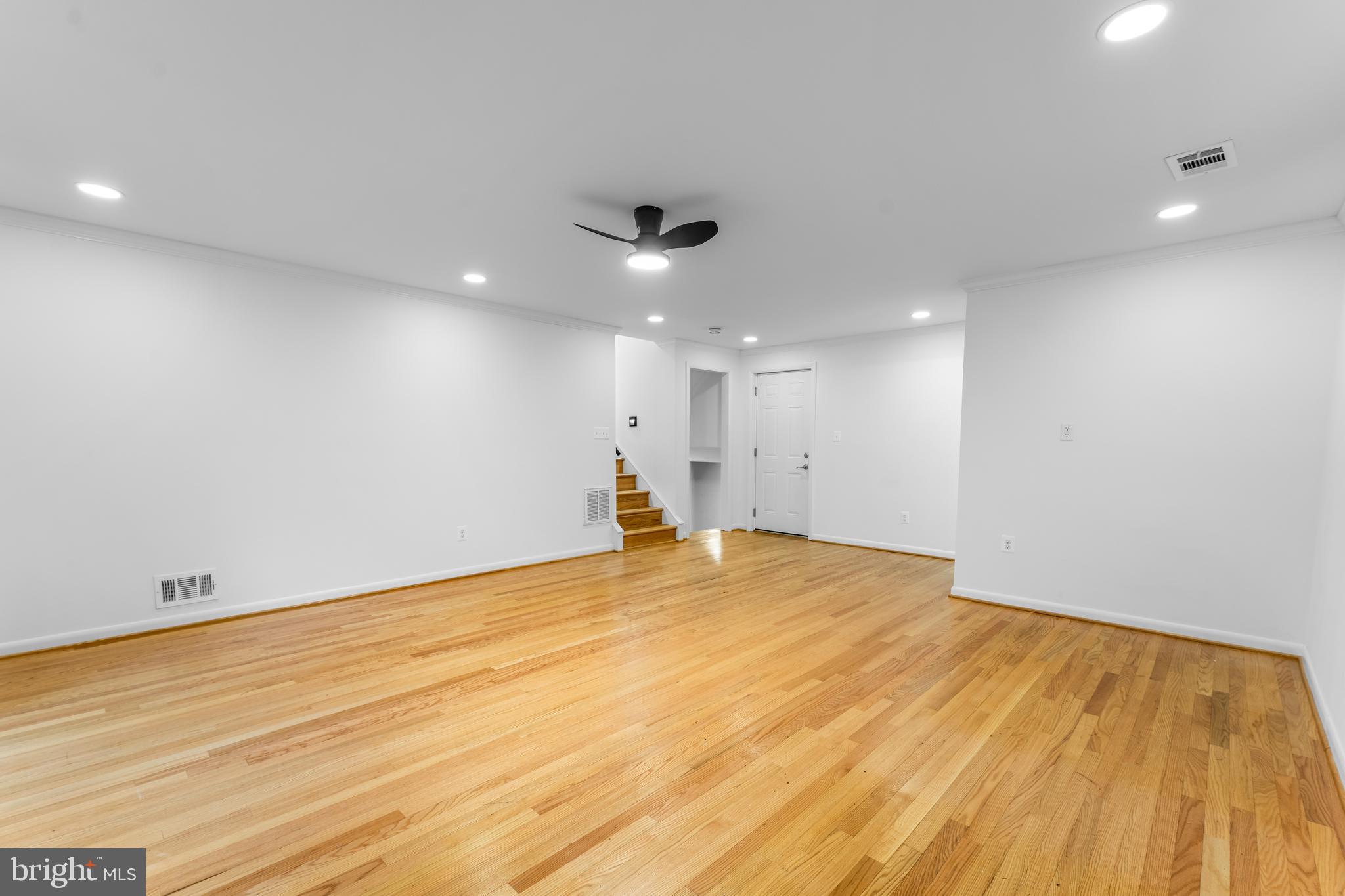 MAPLEWOOD - Residential