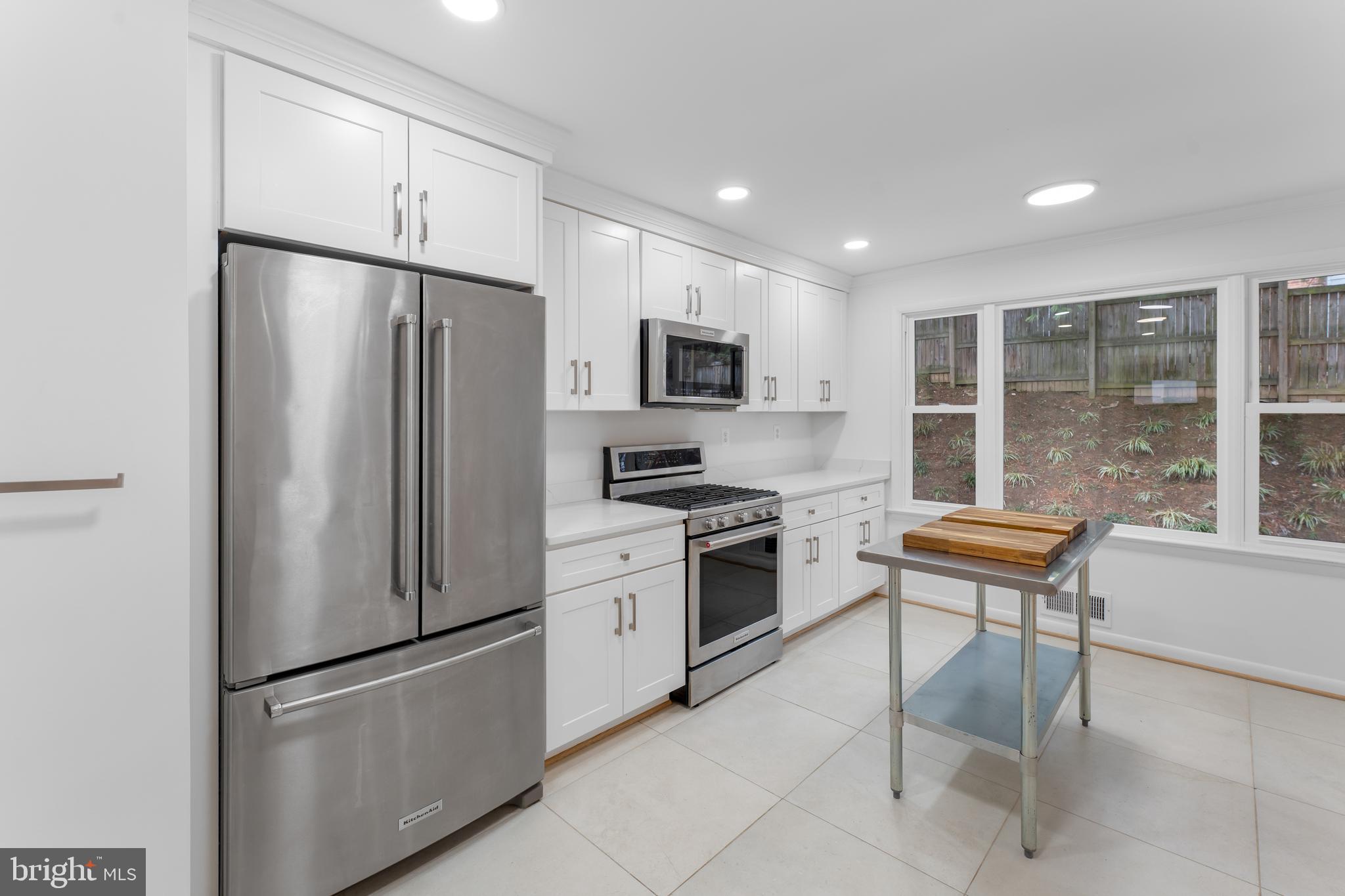 MAPLEWOOD - Residential