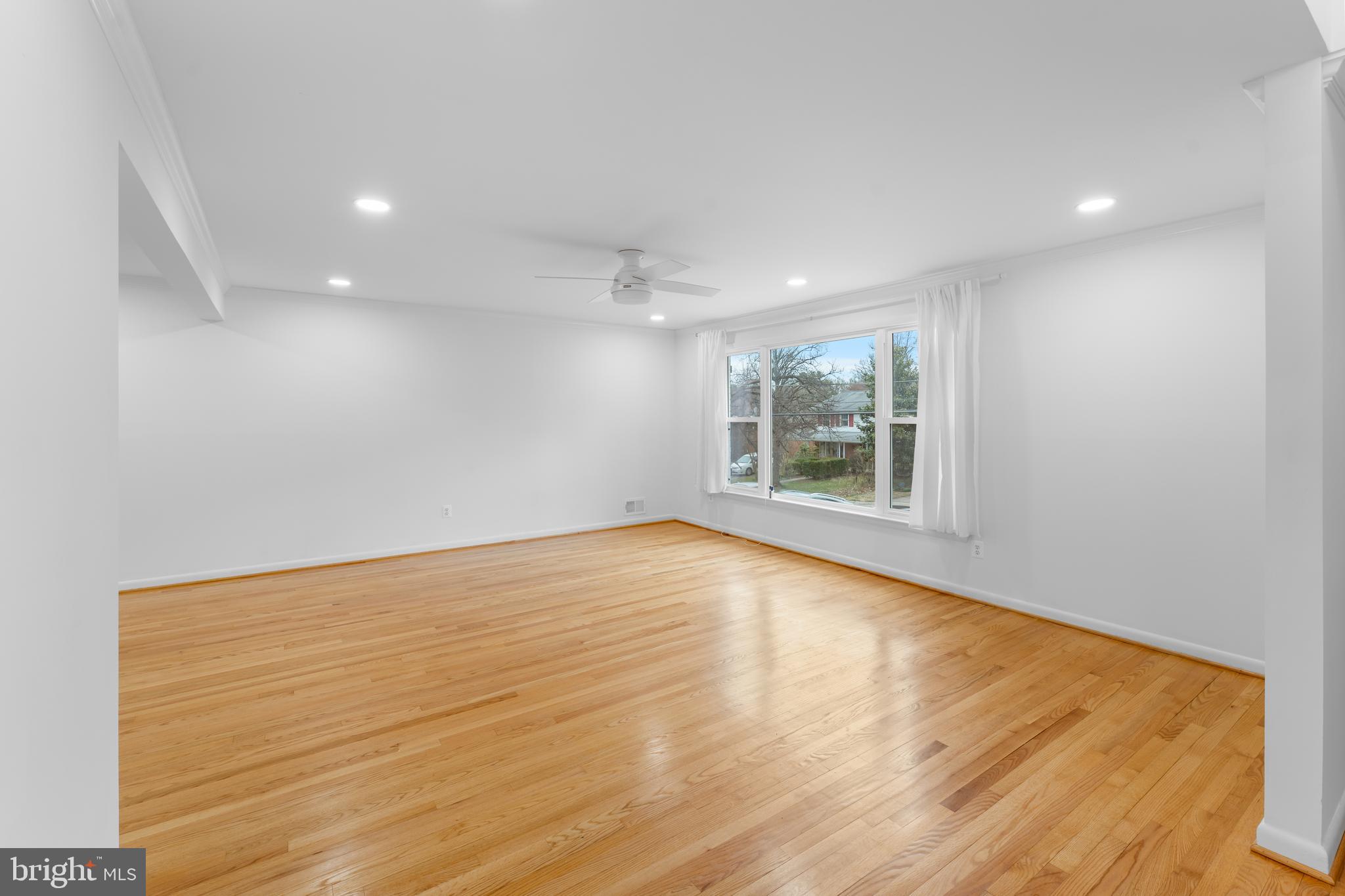 MAPLEWOOD - Residential