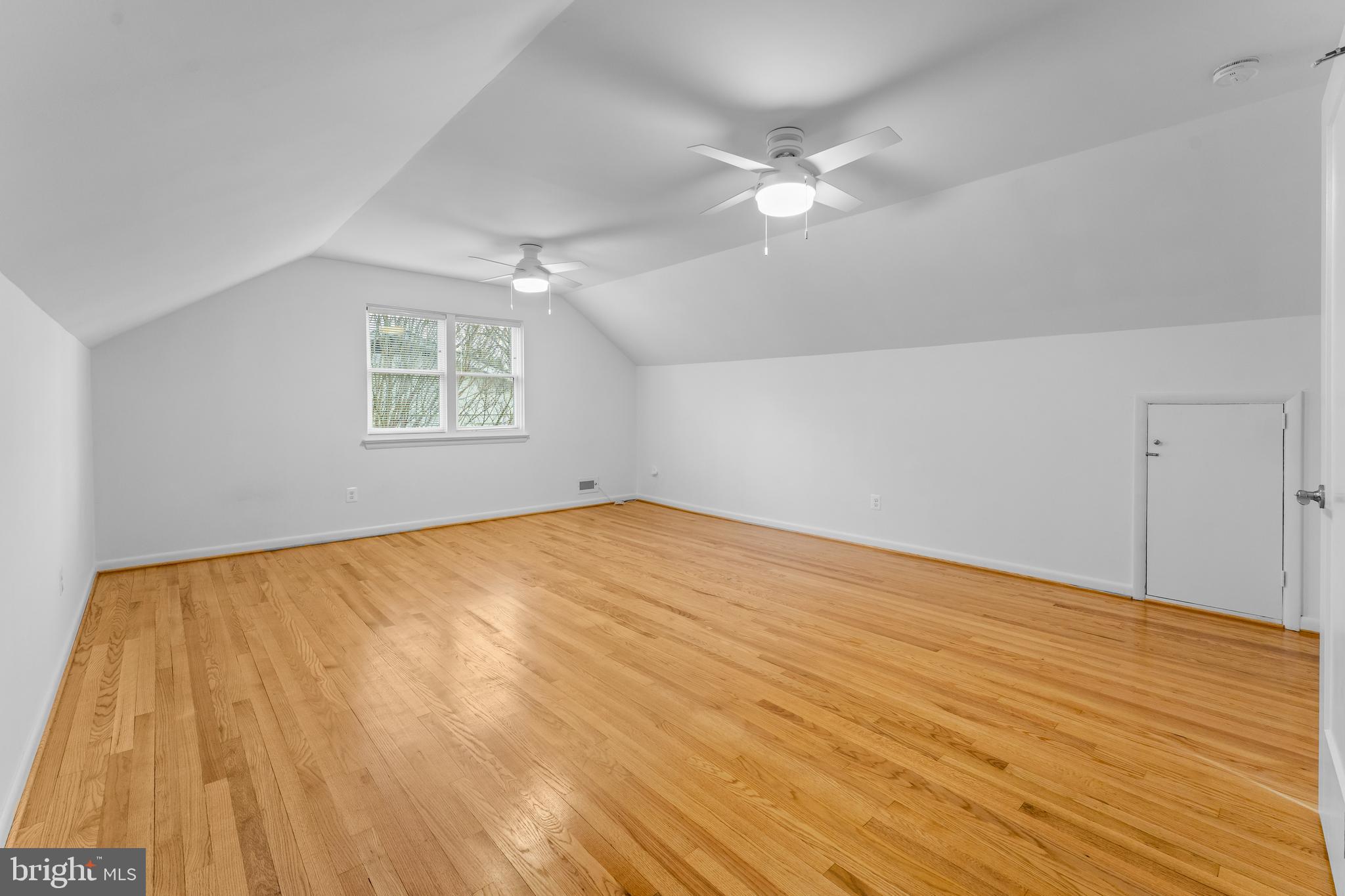 MAPLEWOOD - Residential