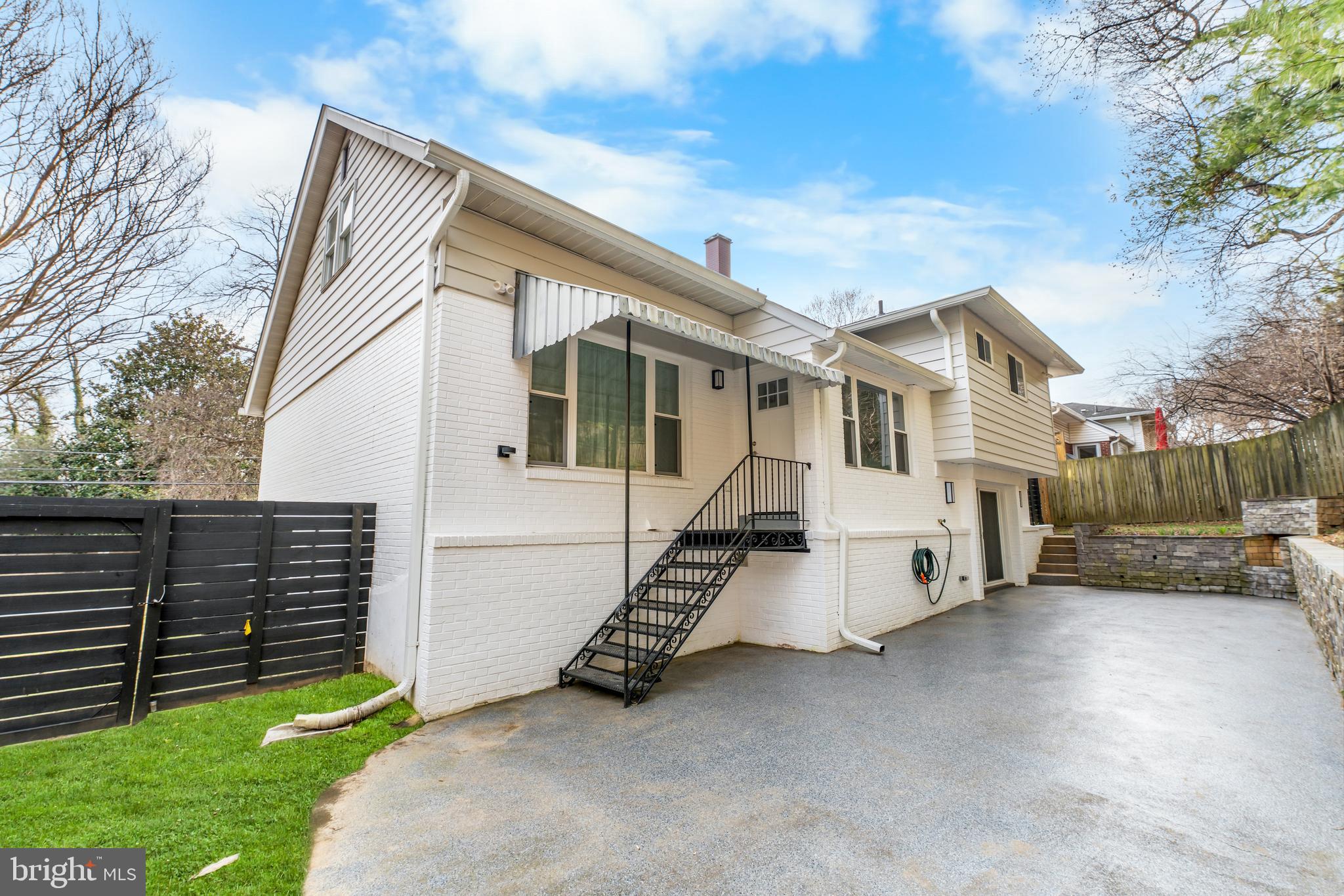 MAPLEWOOD - Residential