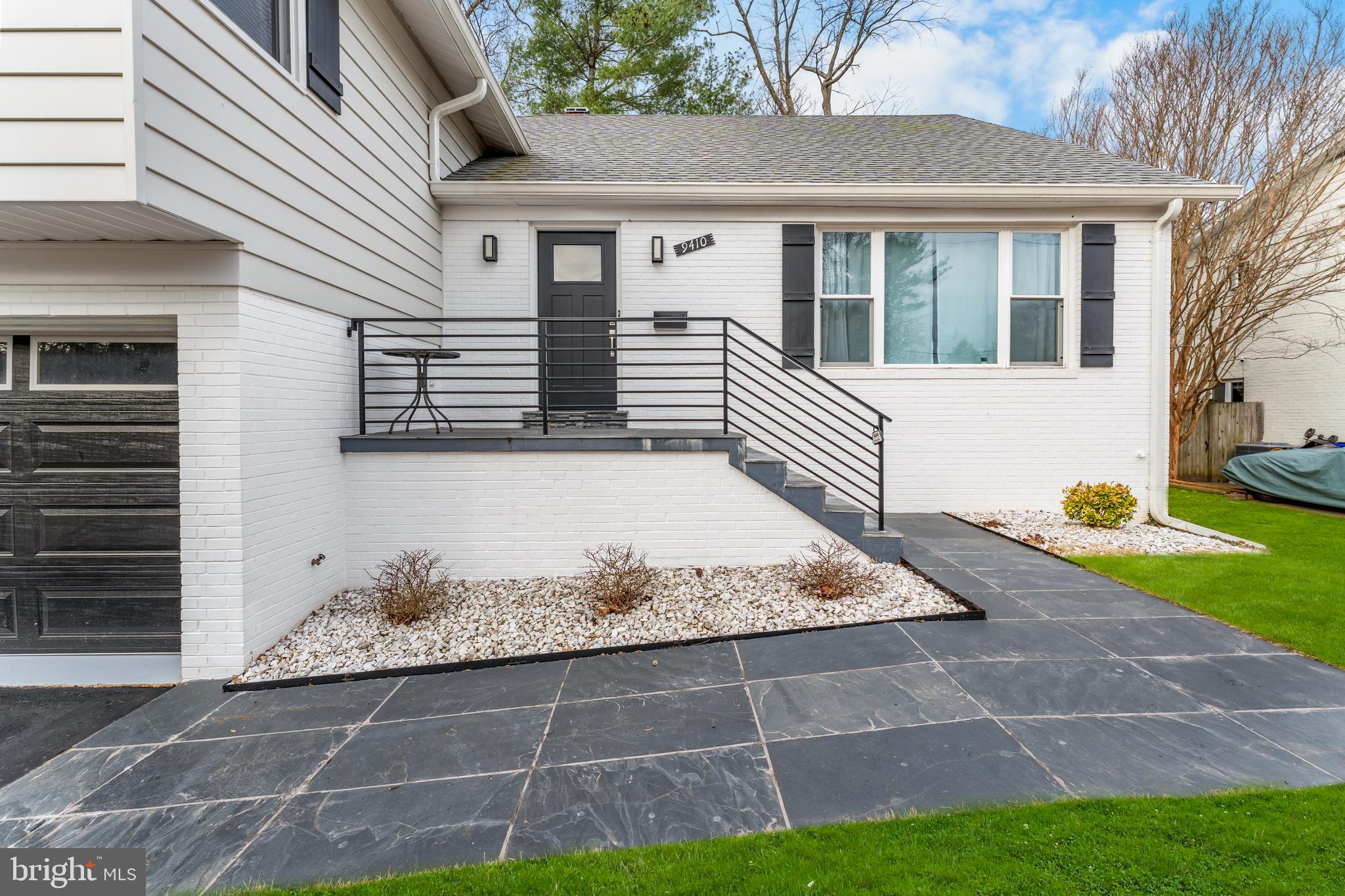 MAPLEWOOD - Residential