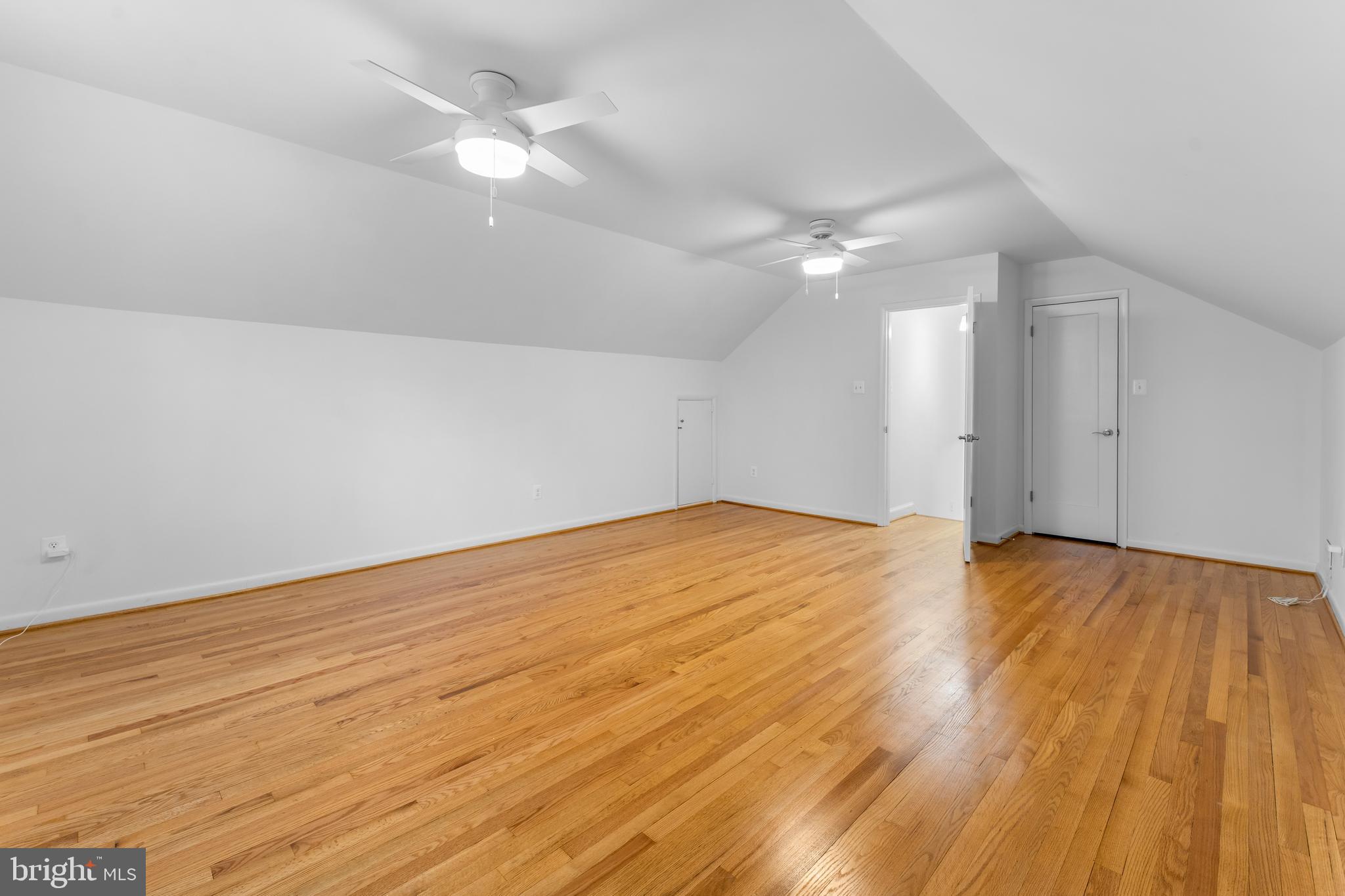 MAPLEWOOD - Residential