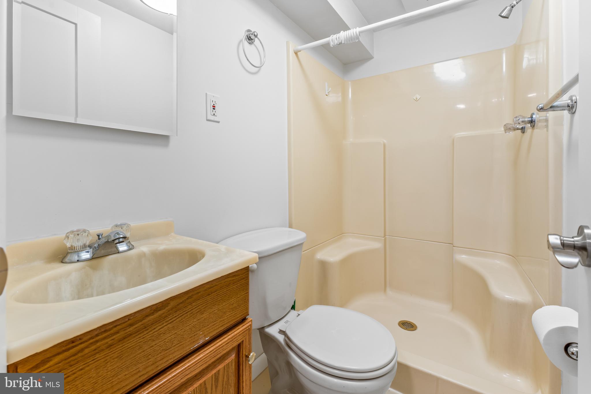 MAPLEWOOD - Residential