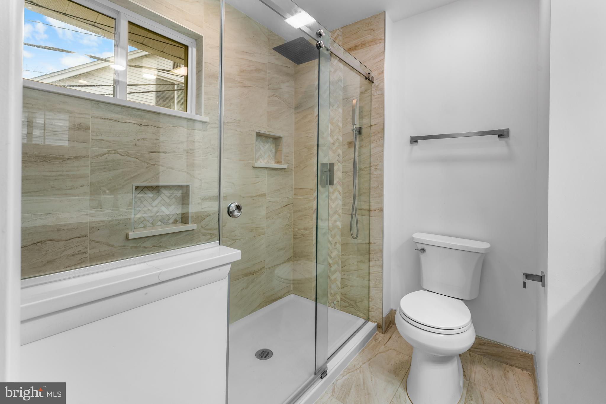 MAPLEWOOD - Residential