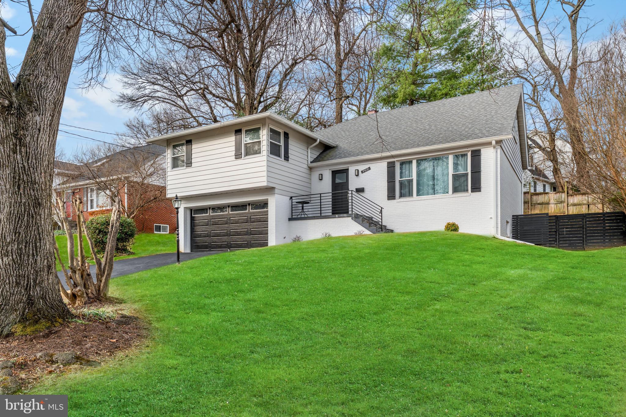 MAPLEWOOD - Residential