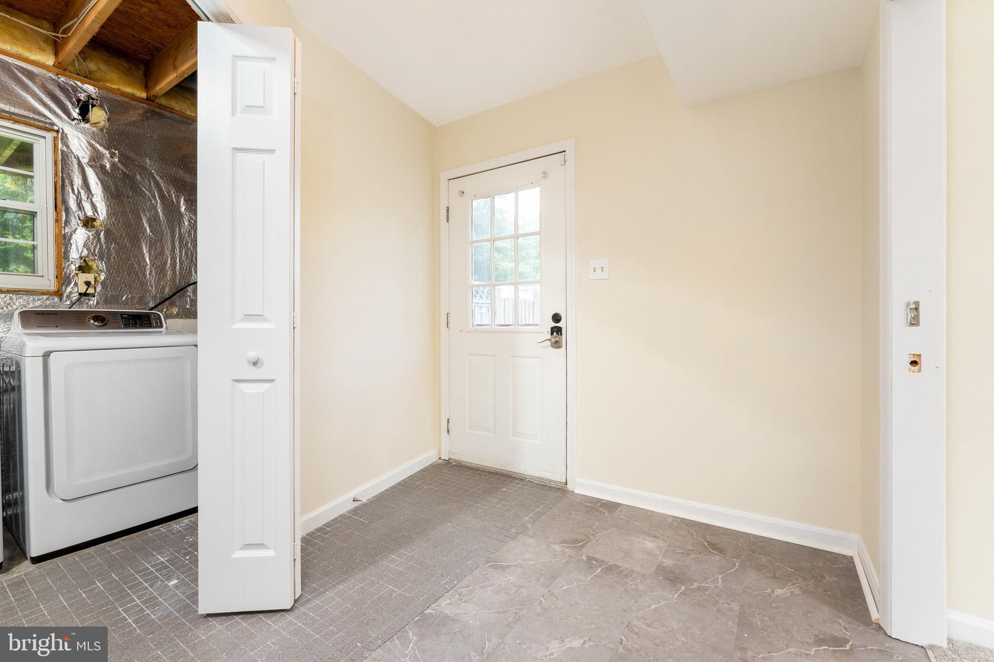 TIGNOR EAST - Residential