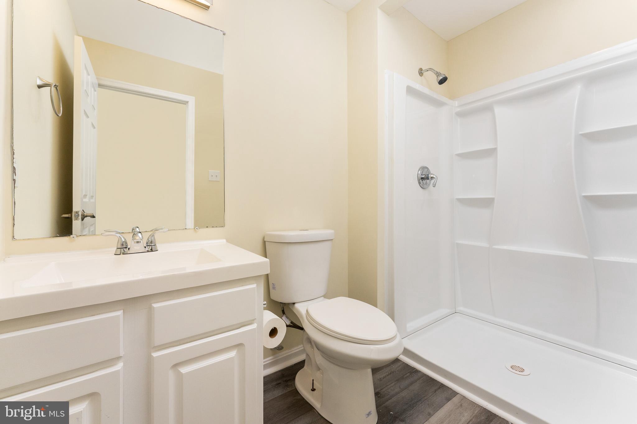 TIGNOR EAST - Residential