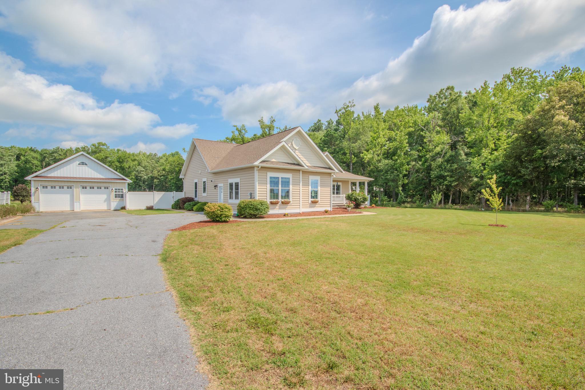 3429 HORSESHOE ROAD