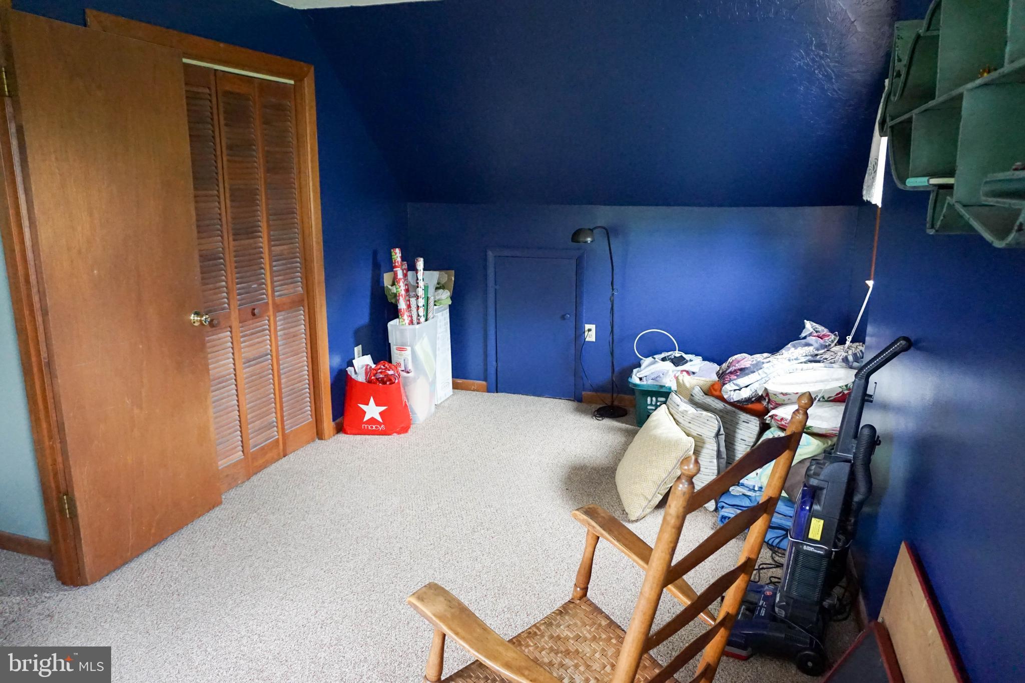 SUNRISE ACRES - Residential