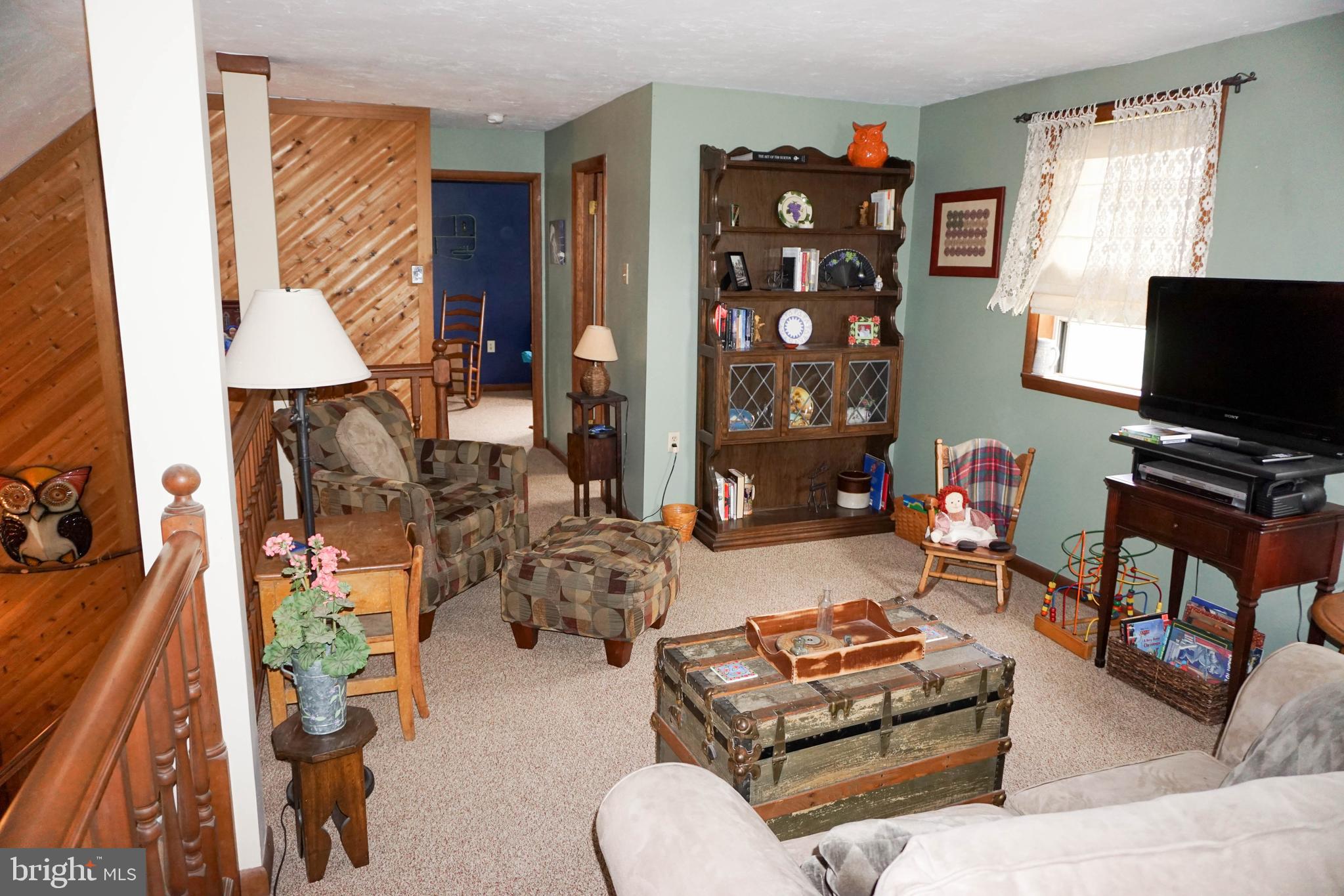 SUNRISE ACRES - Residential