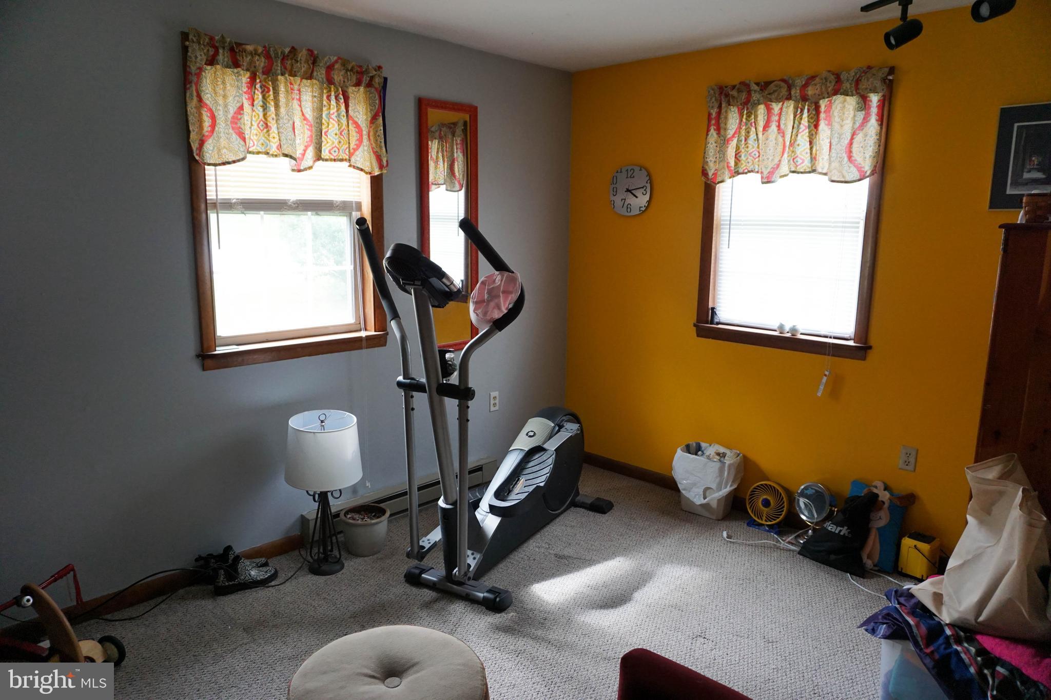 SUNRISE ACRES - Residential