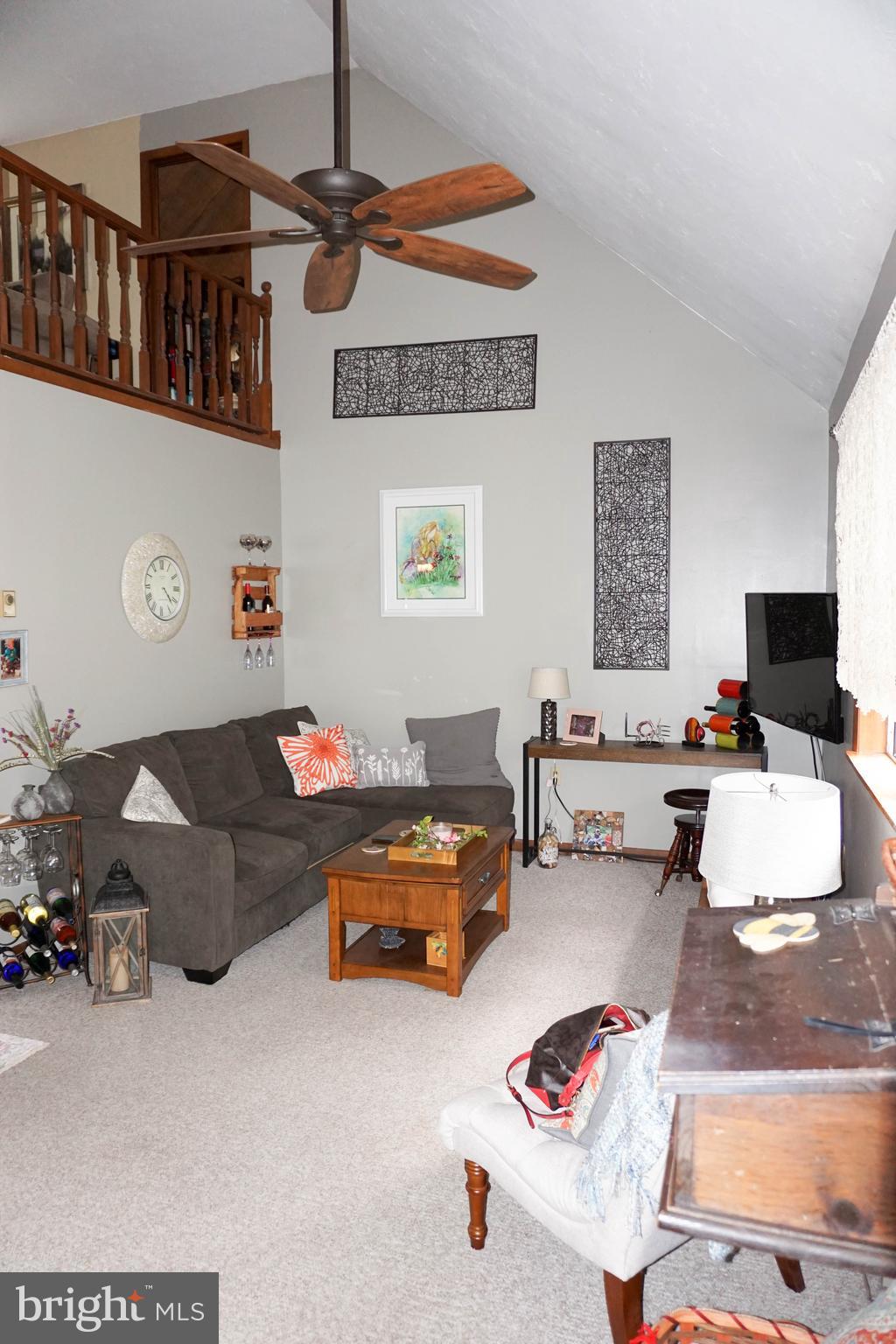 SUNRISE ACRES - Residential