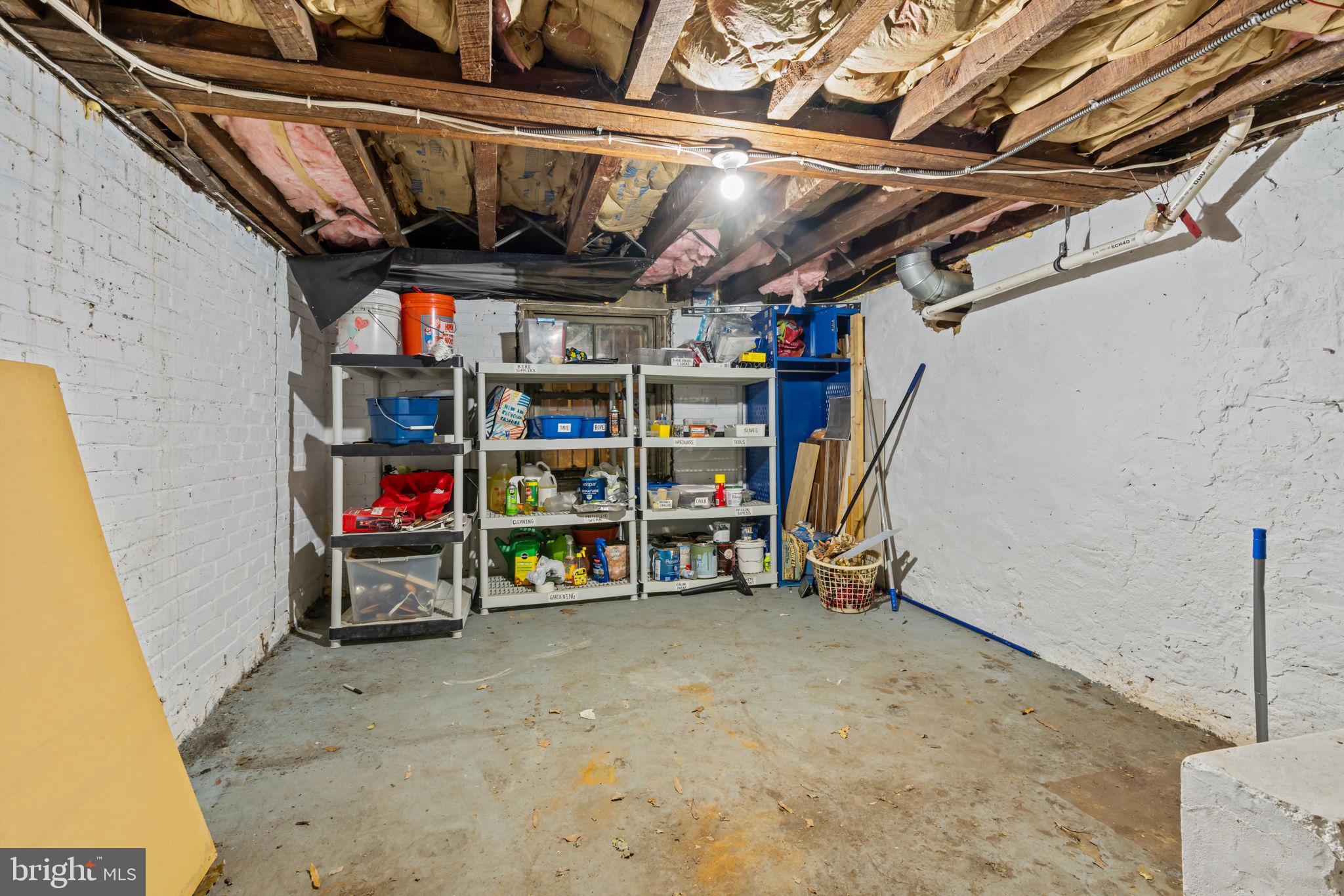 SPRUCE HILL - Residential Income