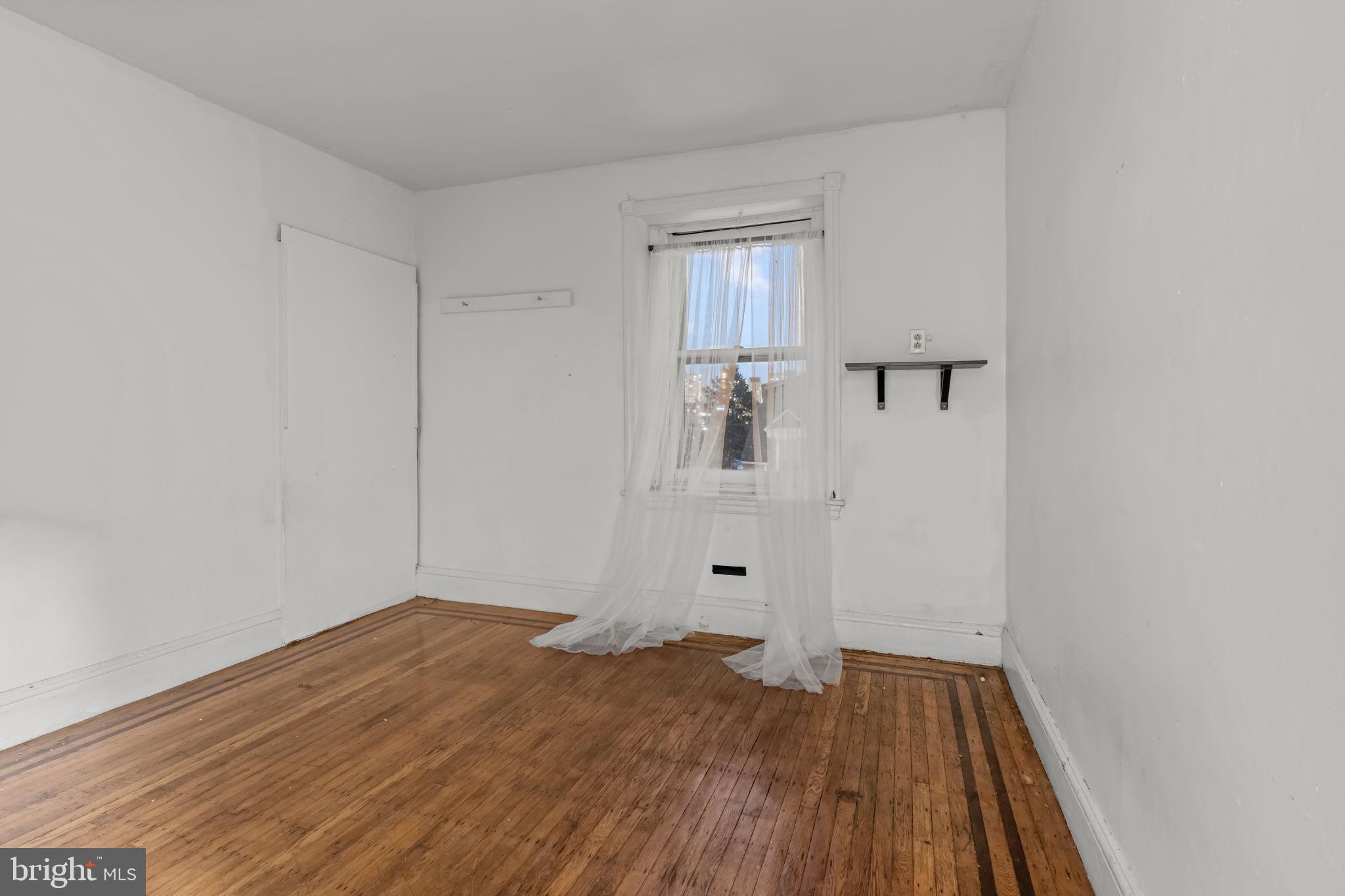 SPRUCE HILL - Residential Income