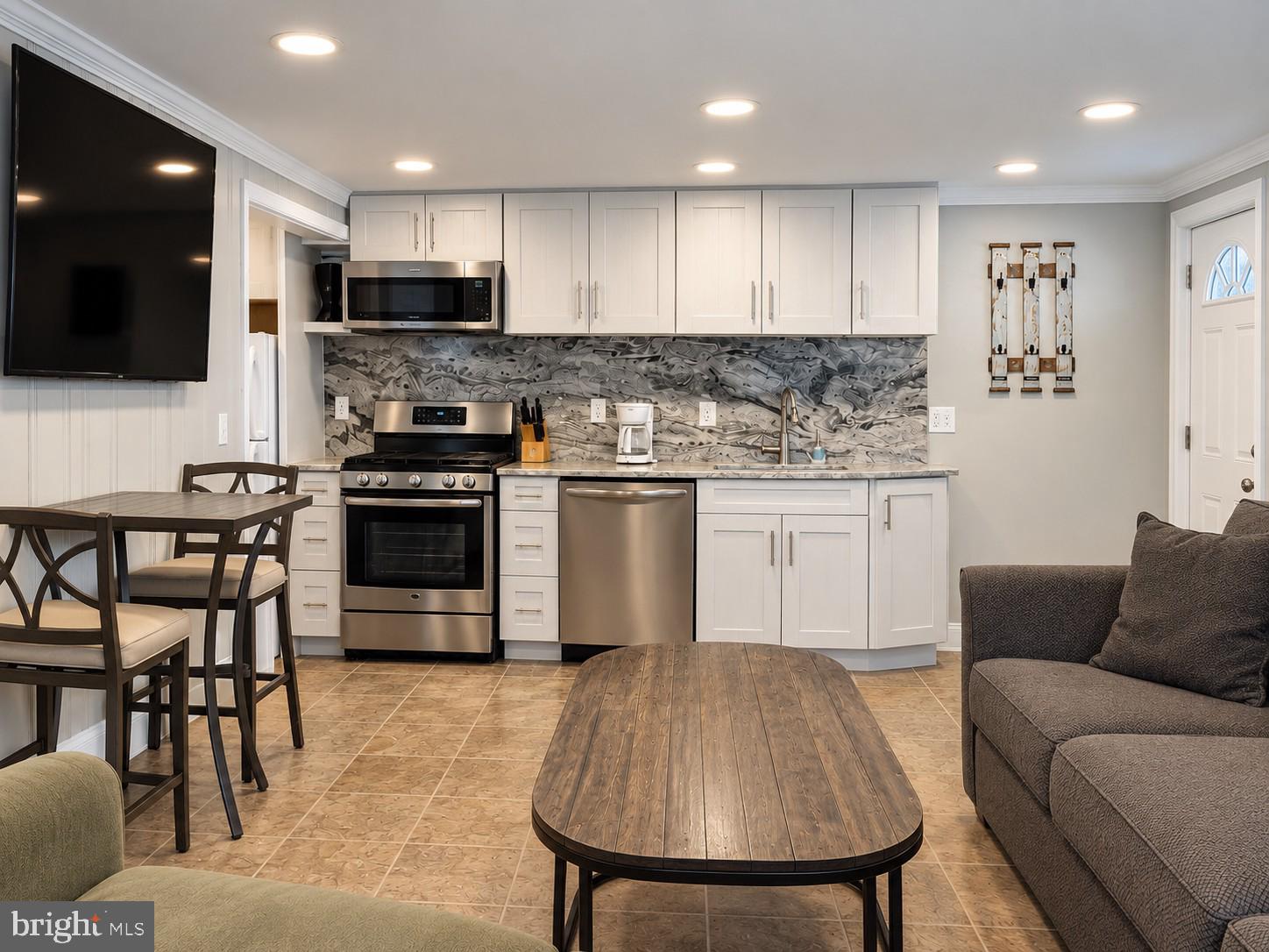 13 40TH STREET 3
