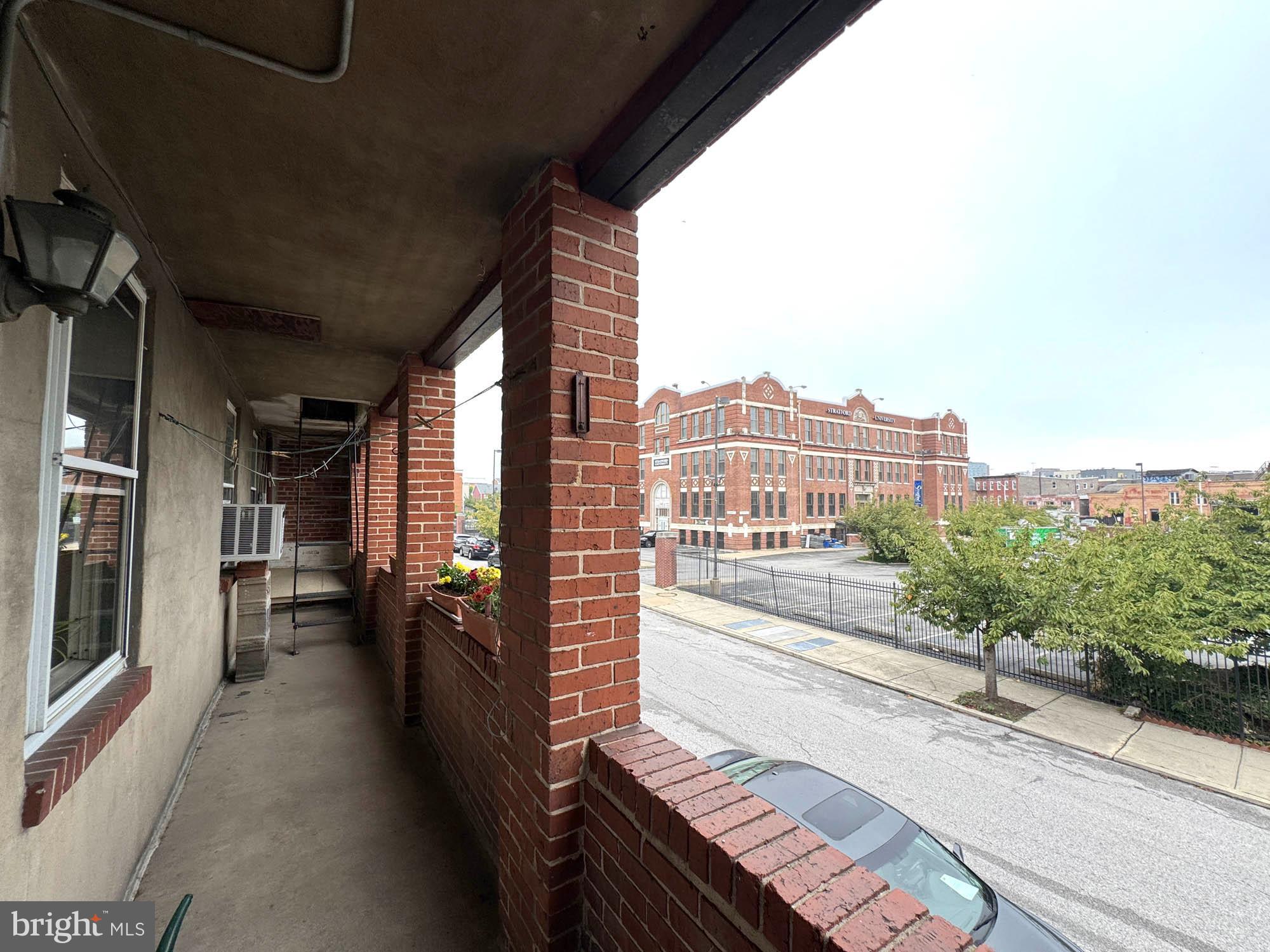 LITTLE ITALY - Residential