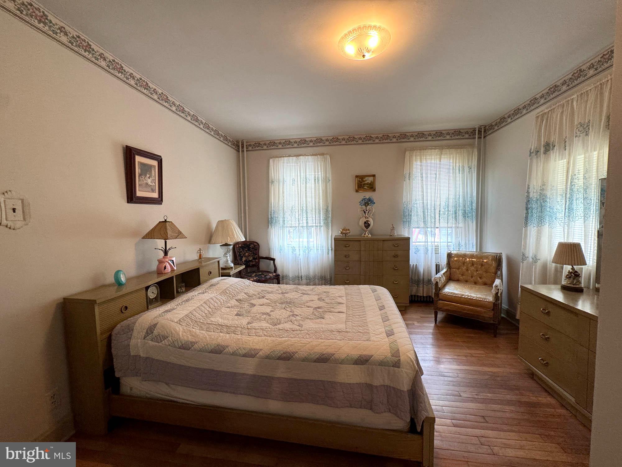 LITTLE ITALY - Residential