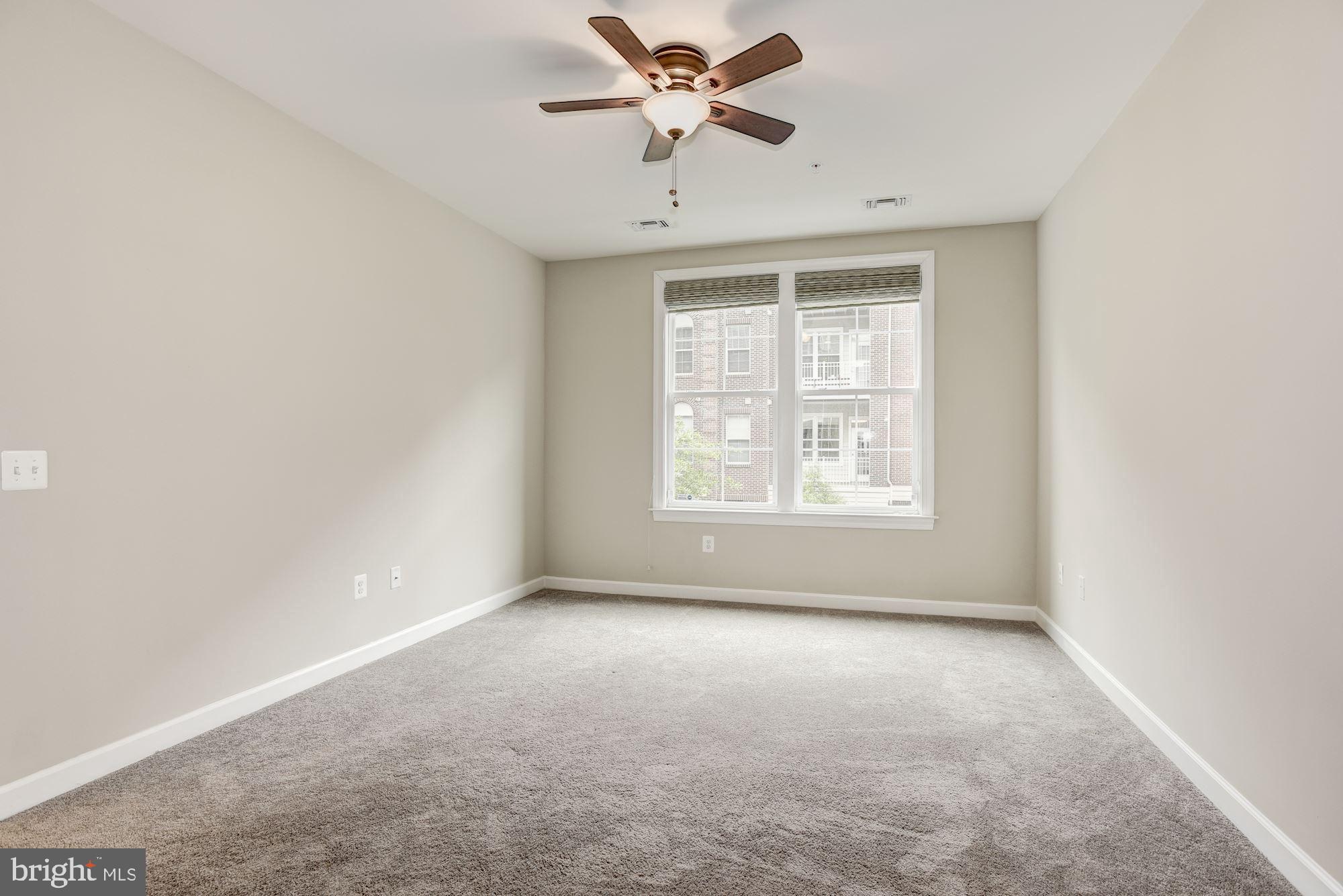 DISCOVERY SQUARE - Residential Lease