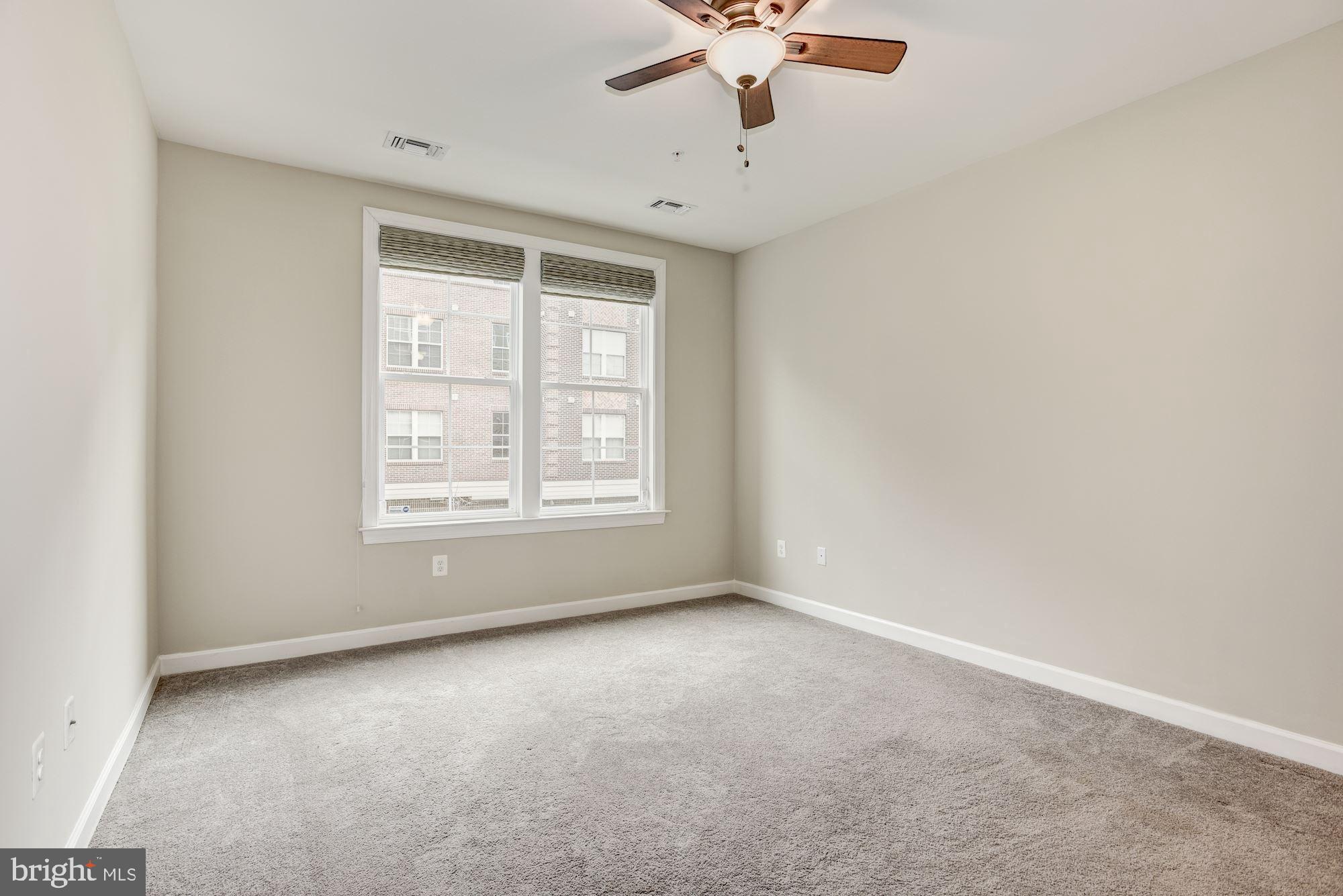 DISCOVERY SQUARE - Residential Lease