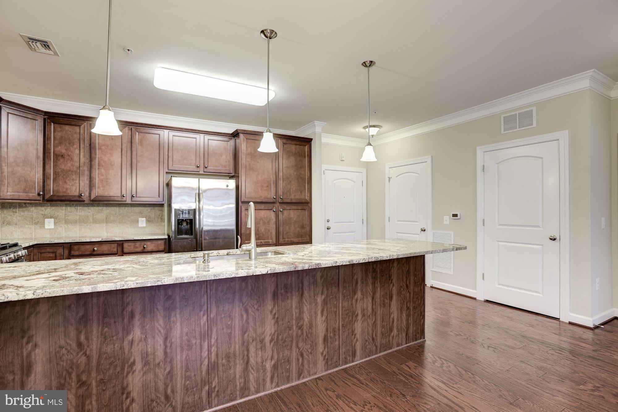 DISCOVERY SQUARE - Residential Lease