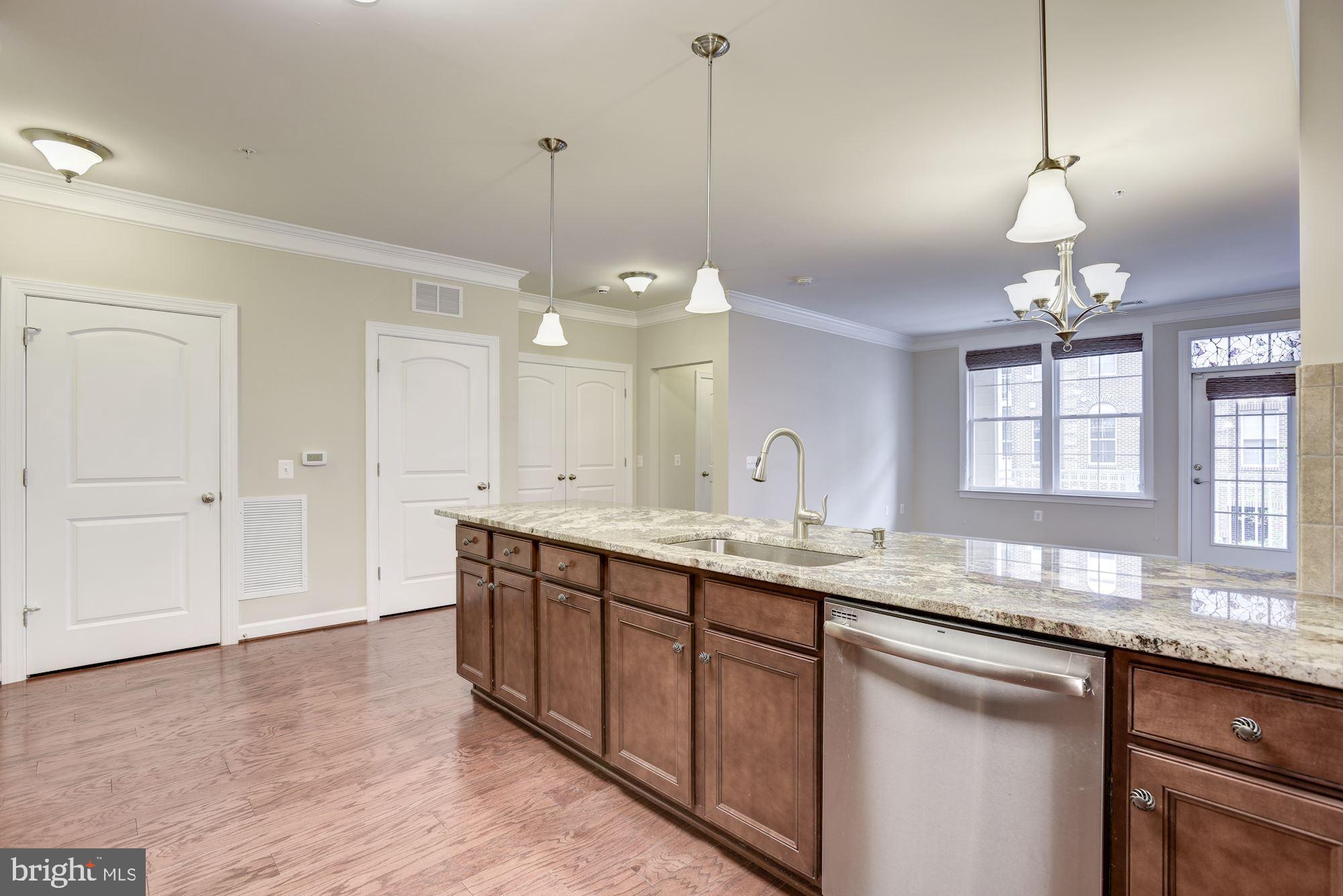 DISCOVERY SQUARE - Residential Lease