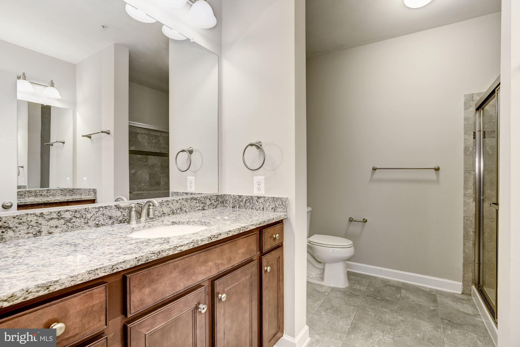 DISCOVERY SQUARE - Residential Lease