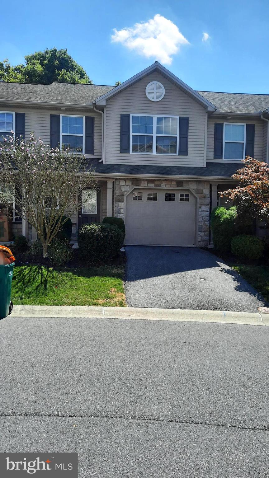 SILVER CREEK - Residential Lease