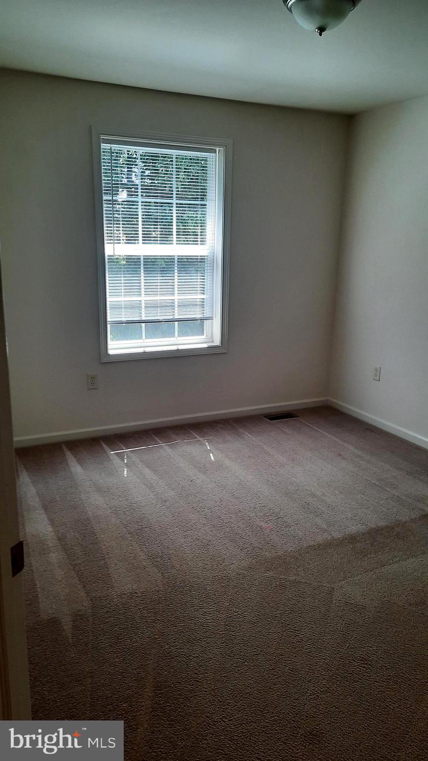 SILVER CREEK - Residential Lease