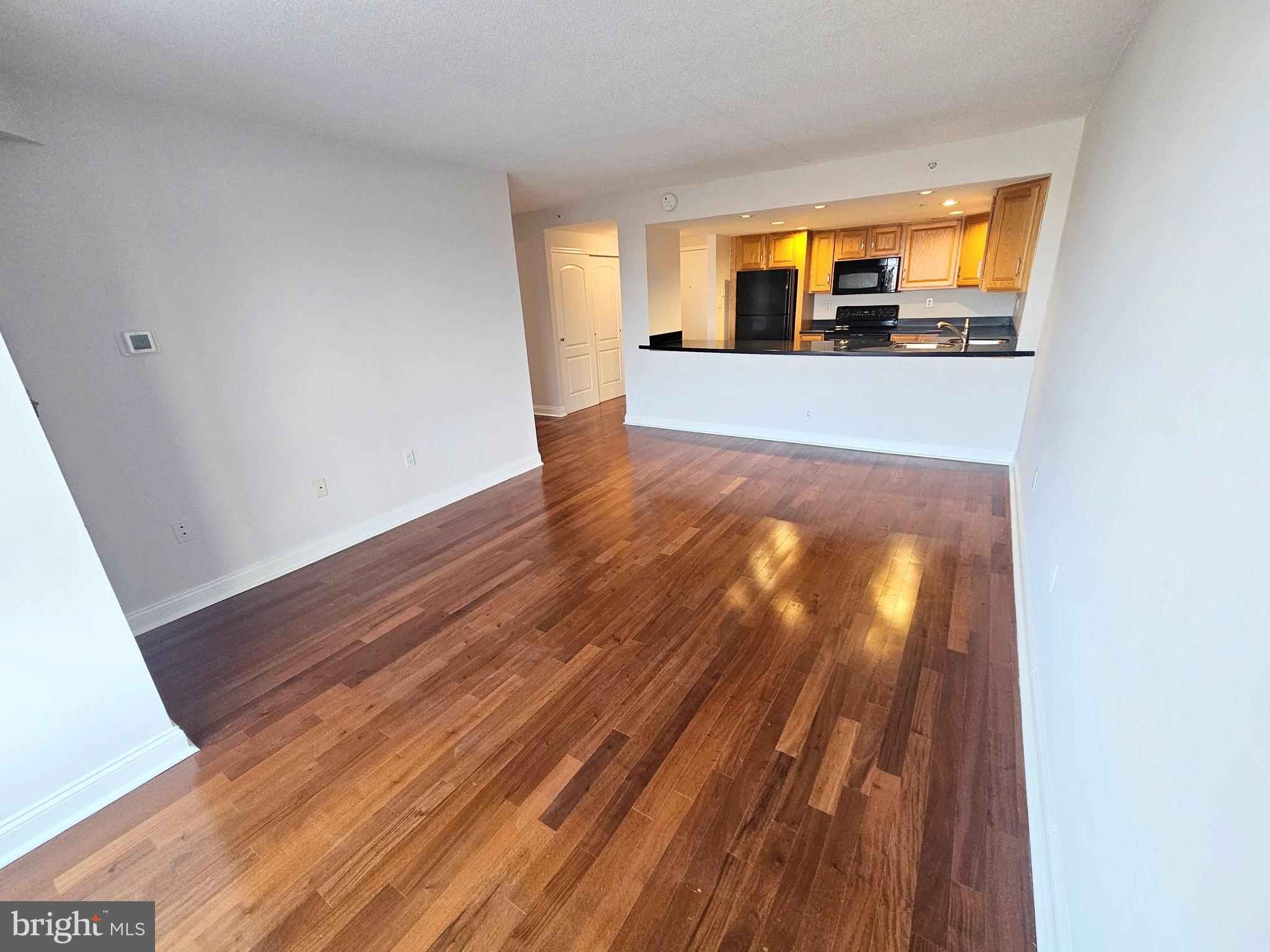 FAIRMOUNT - Residential