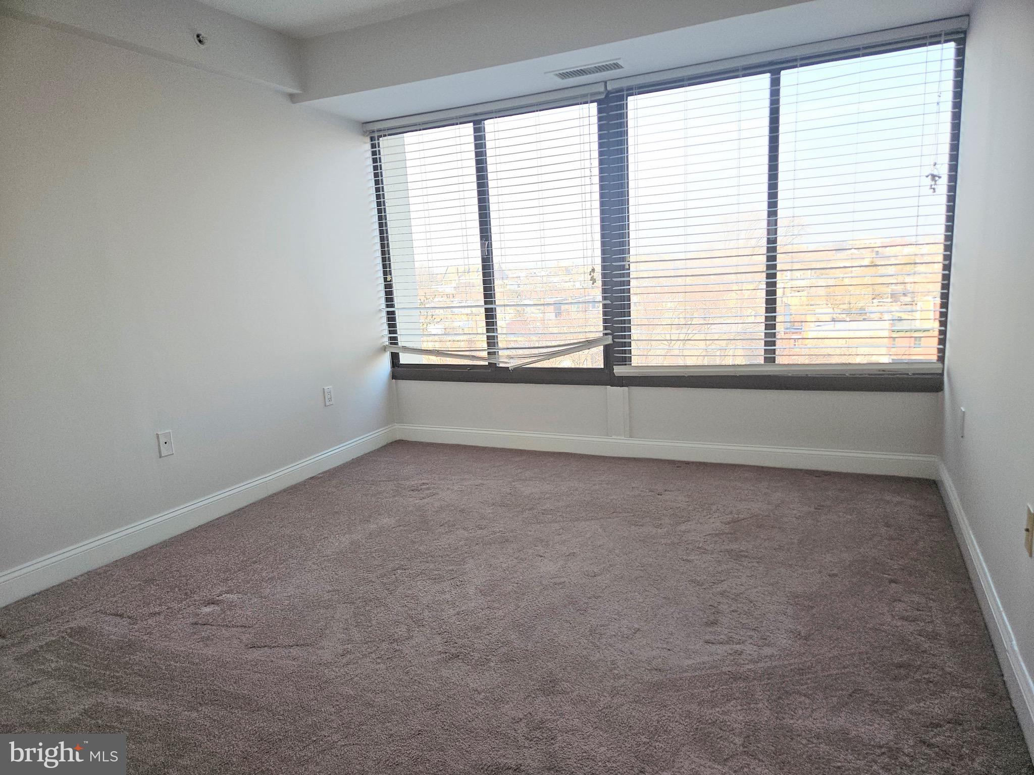 FAIRMOUNT - Residential