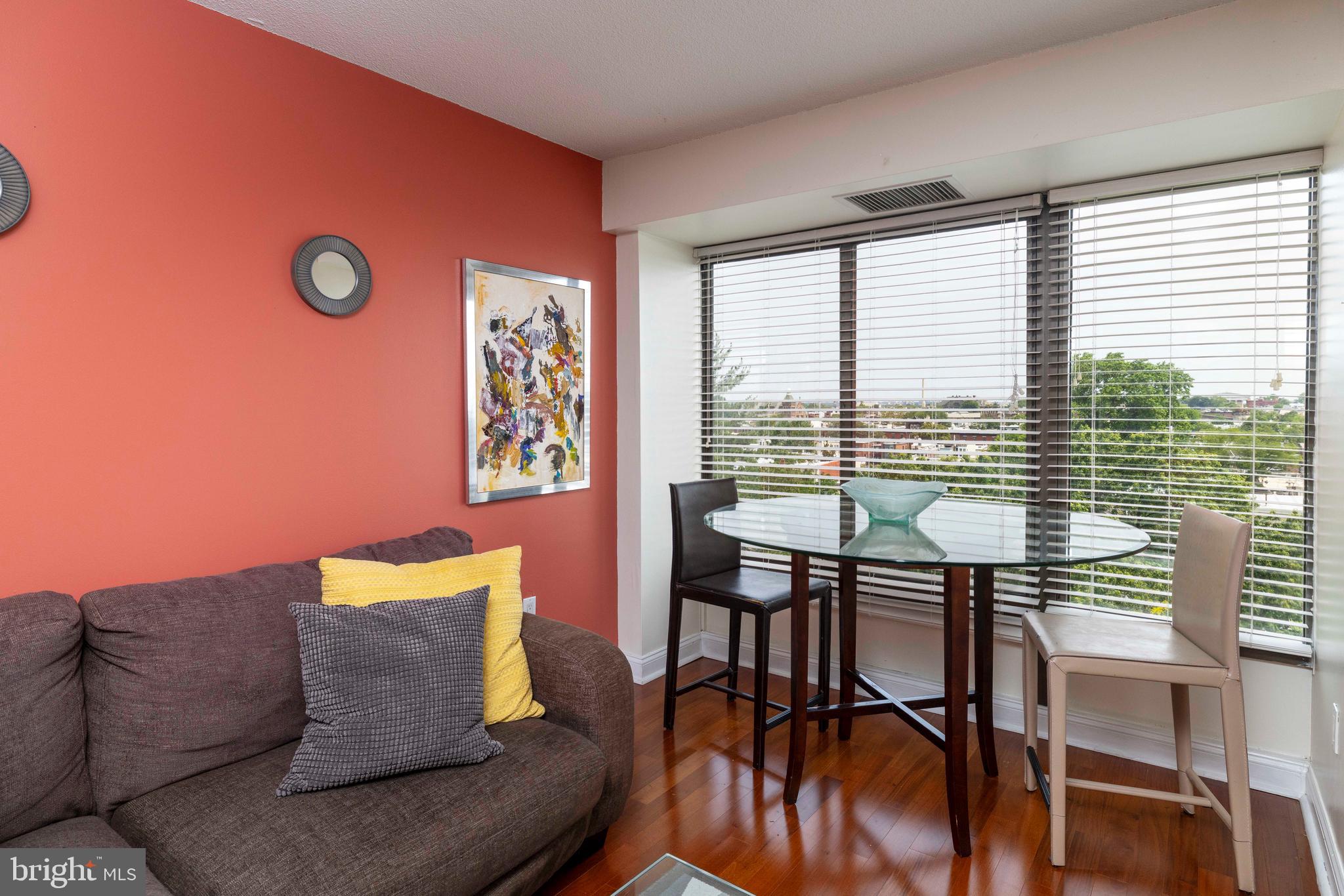 FAIRMOUNT - Residential