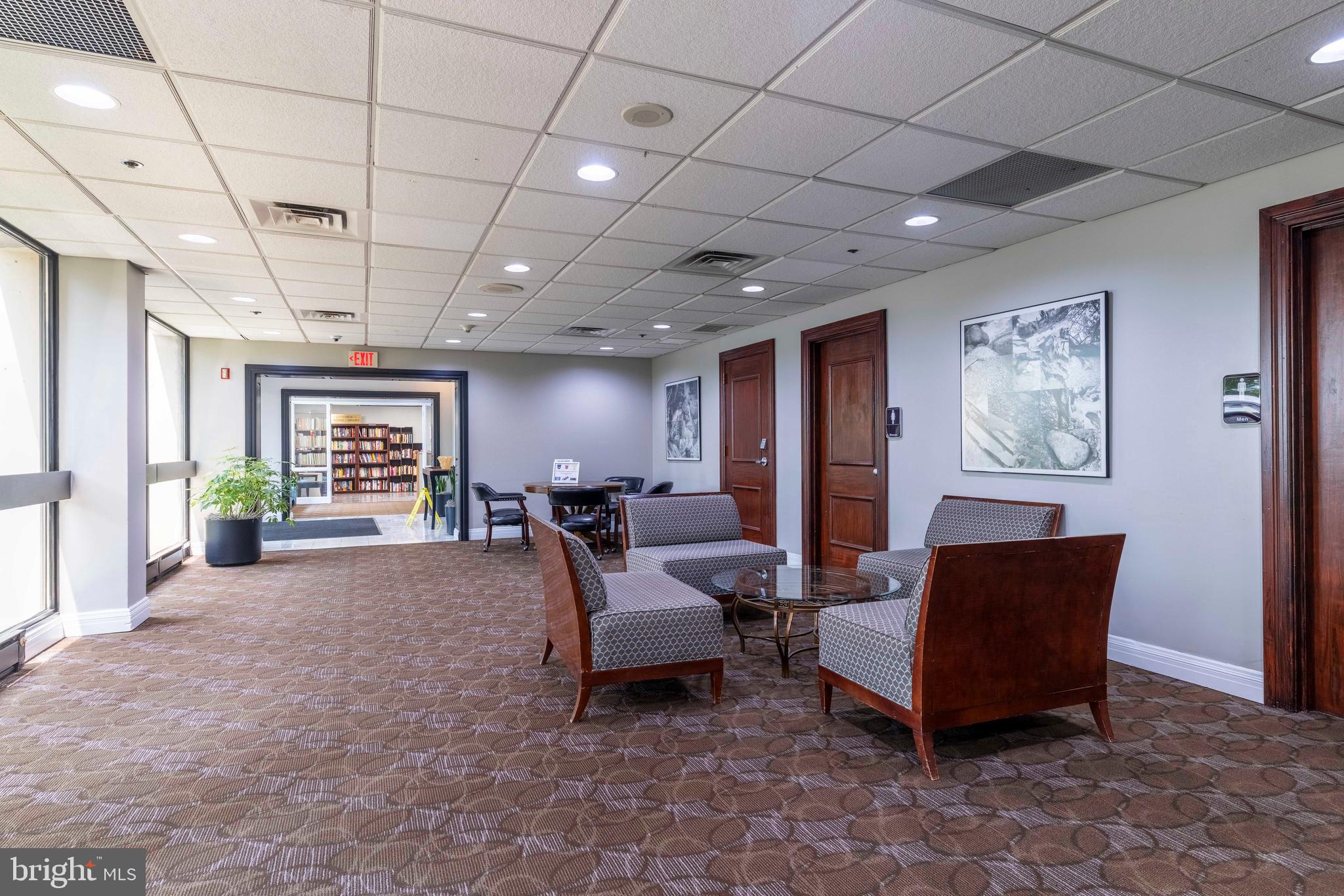 FAIRMOUNT - Residential