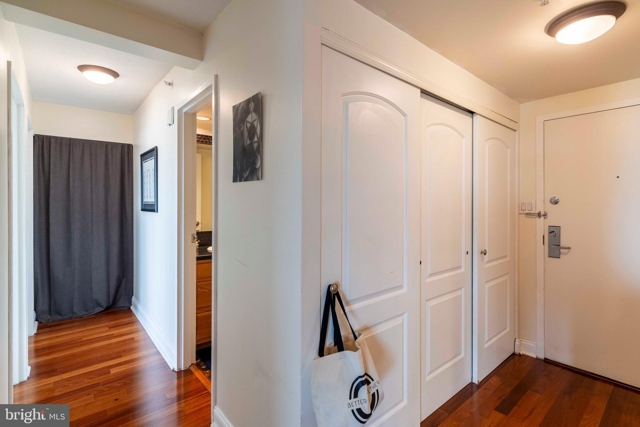 FAIRMOUNT - Residential