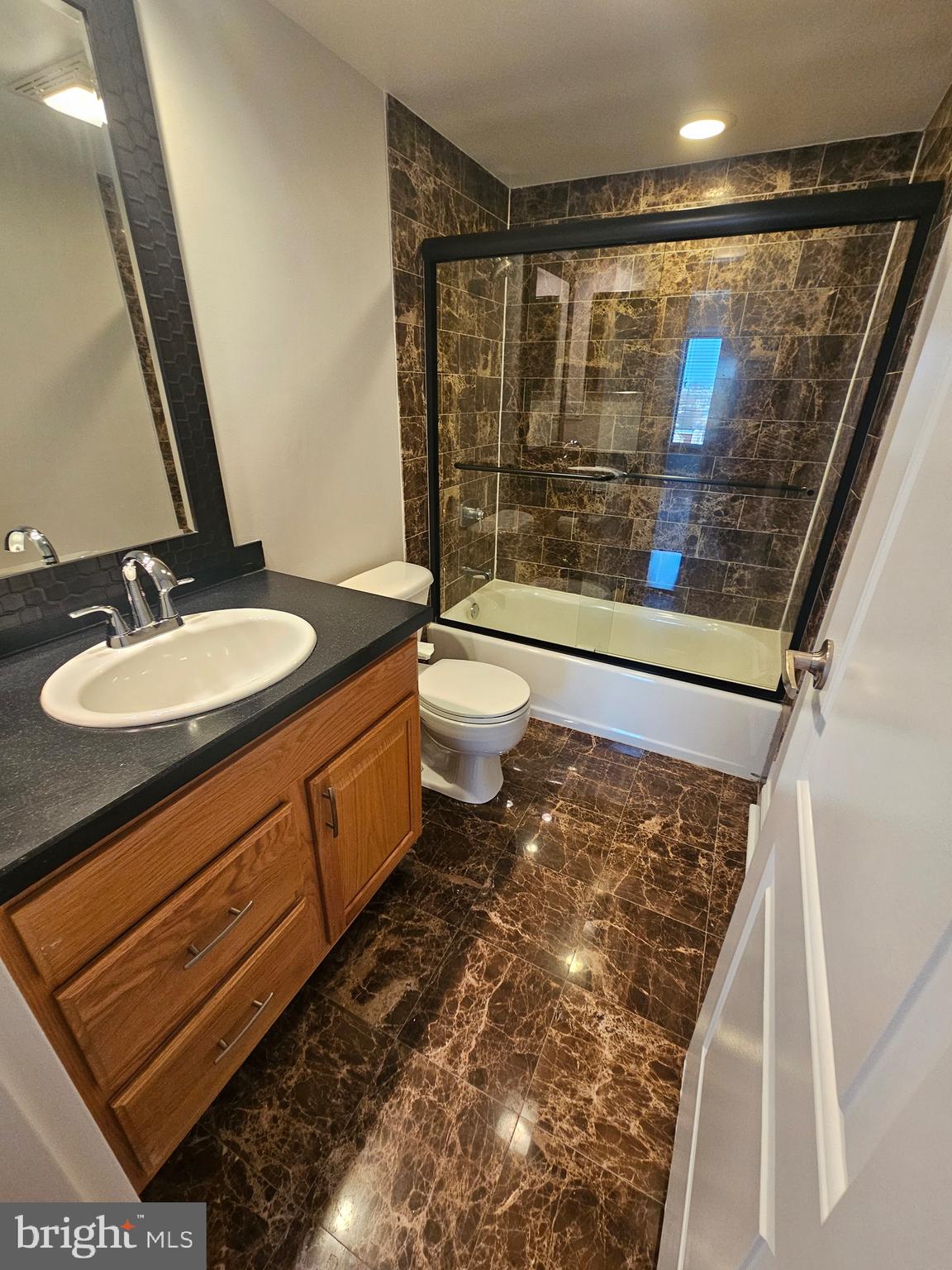 FAIRMOUNT - Residential