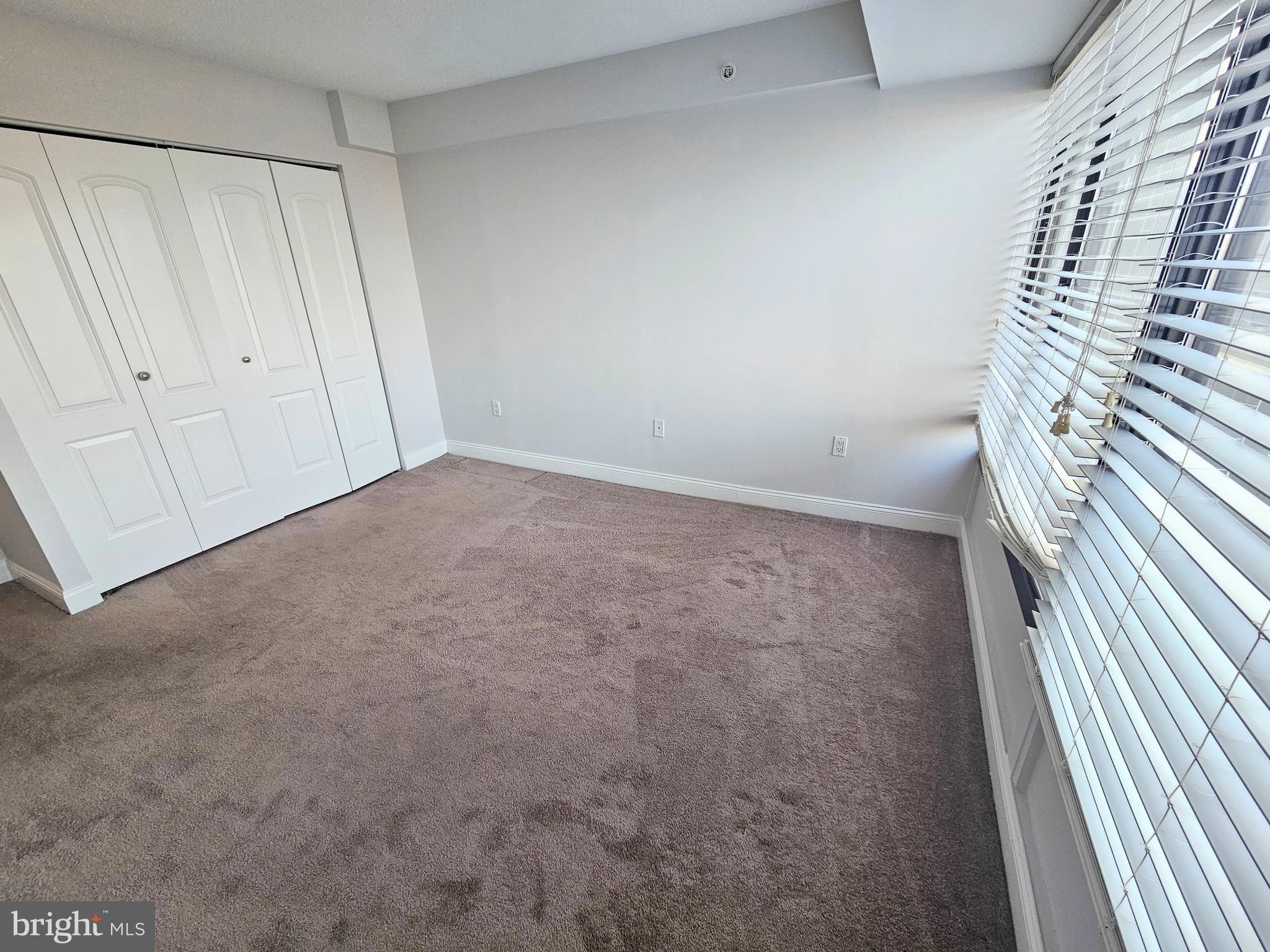 FAIRMOUNT - Residential