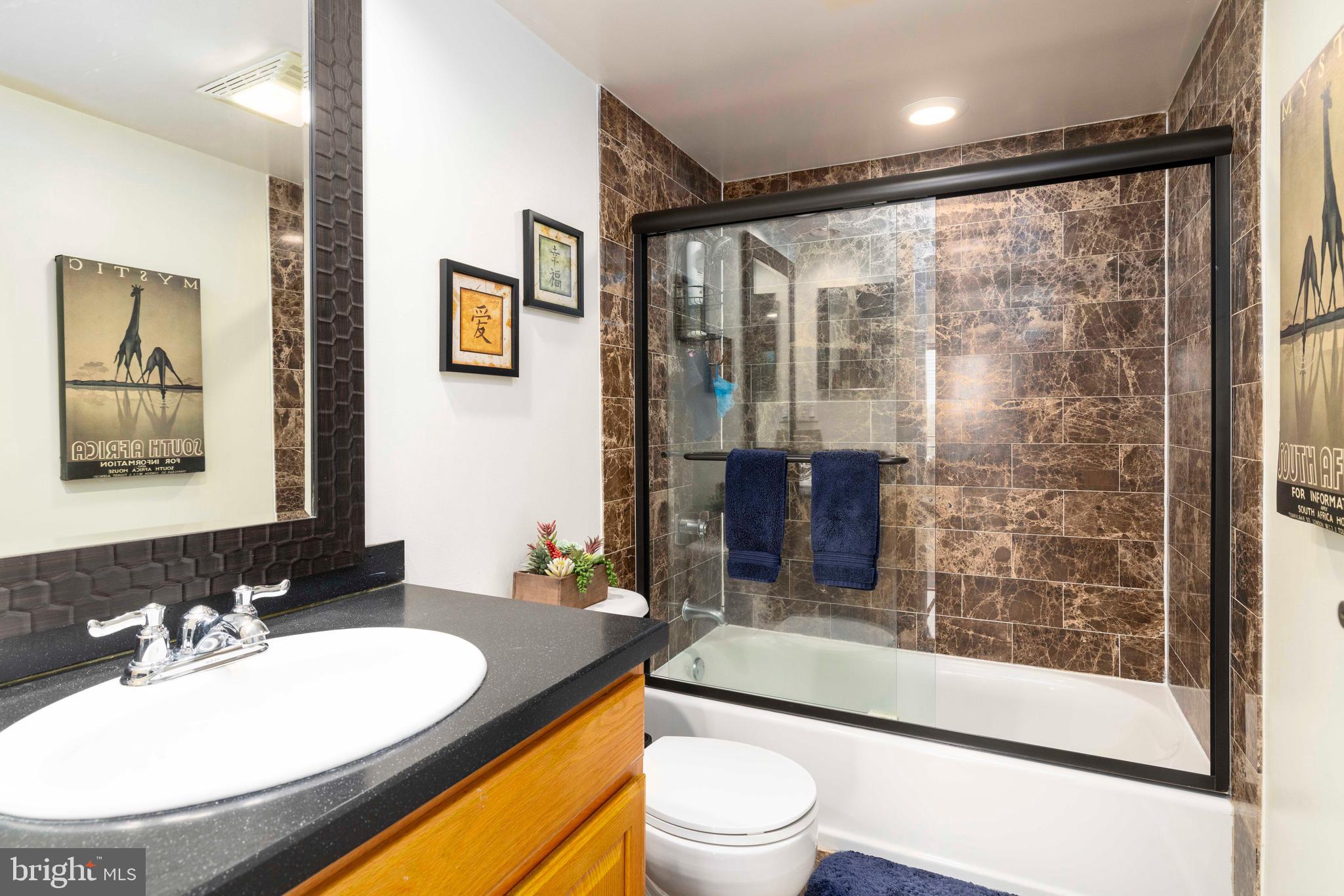 FAIRMOUNT - Residential