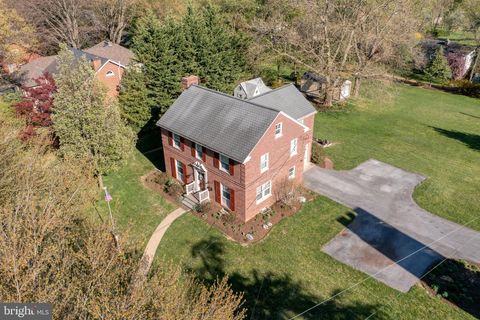 Photo of 106 KREADY AVE, MILLERSVILLE, PA 17551 (MLS # PALA2033520)