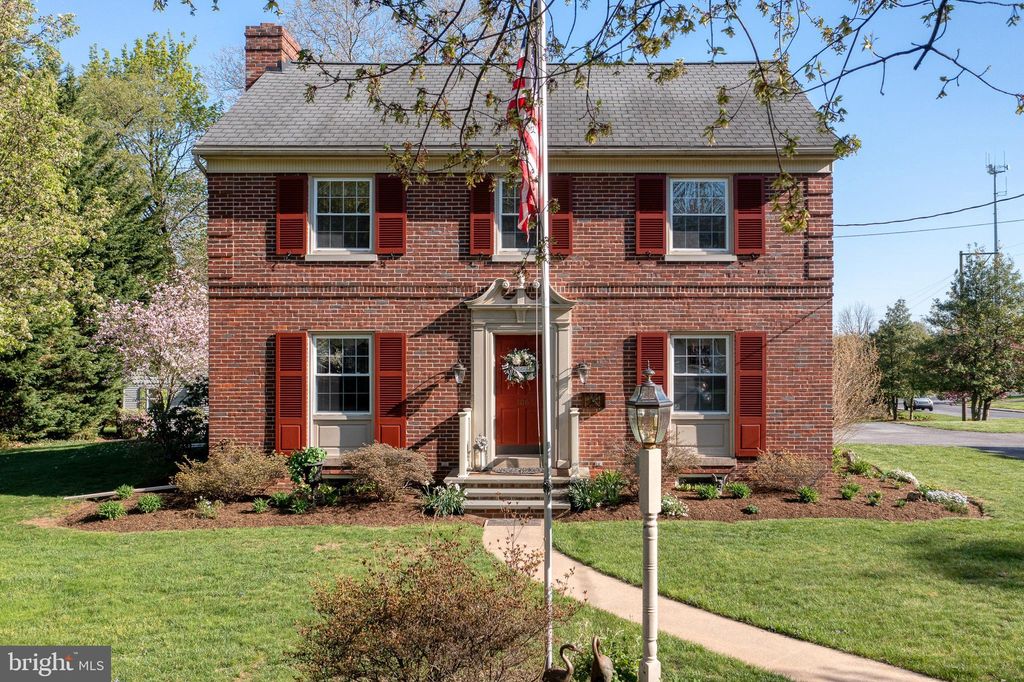 Photo of 106 KREADY AVE, MILLERSVILLE, PA 17551 (MLS # PALA2033520)