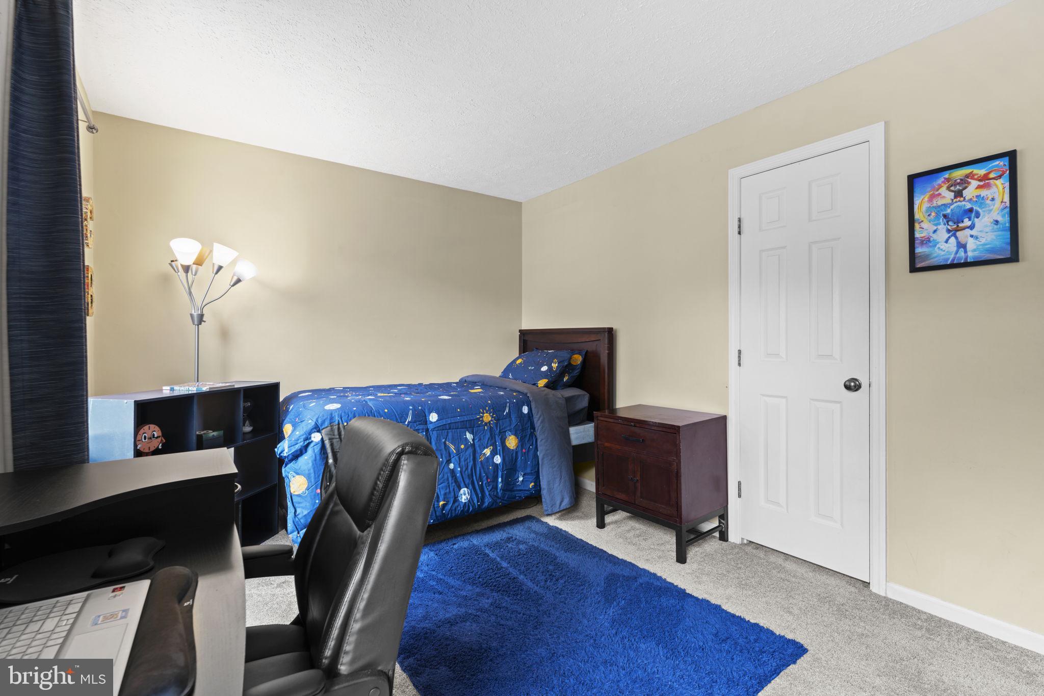 NORTH SHERWOOD FOREST - Residential