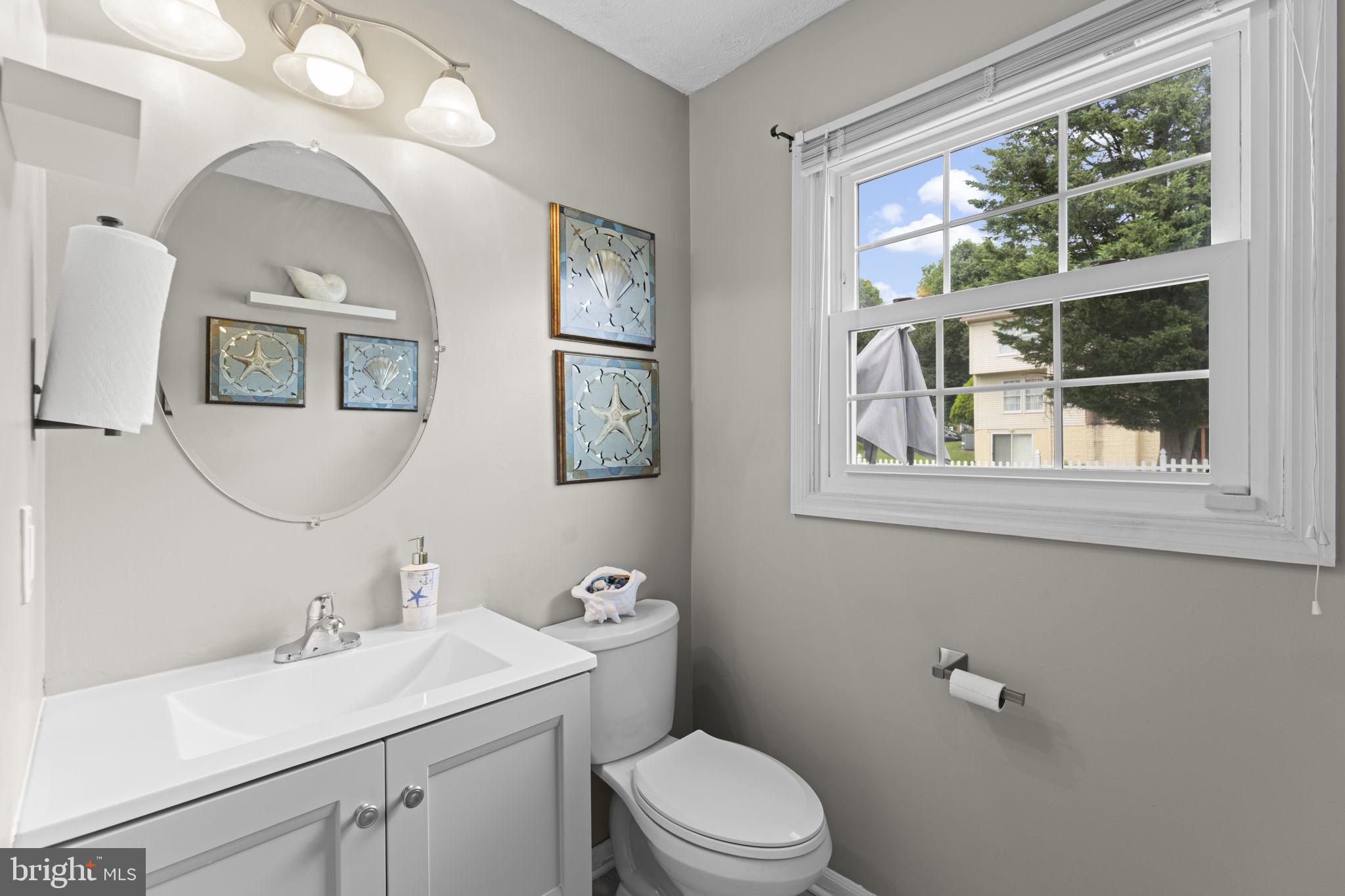 NORTH SHERWOOD FOREST - Residential