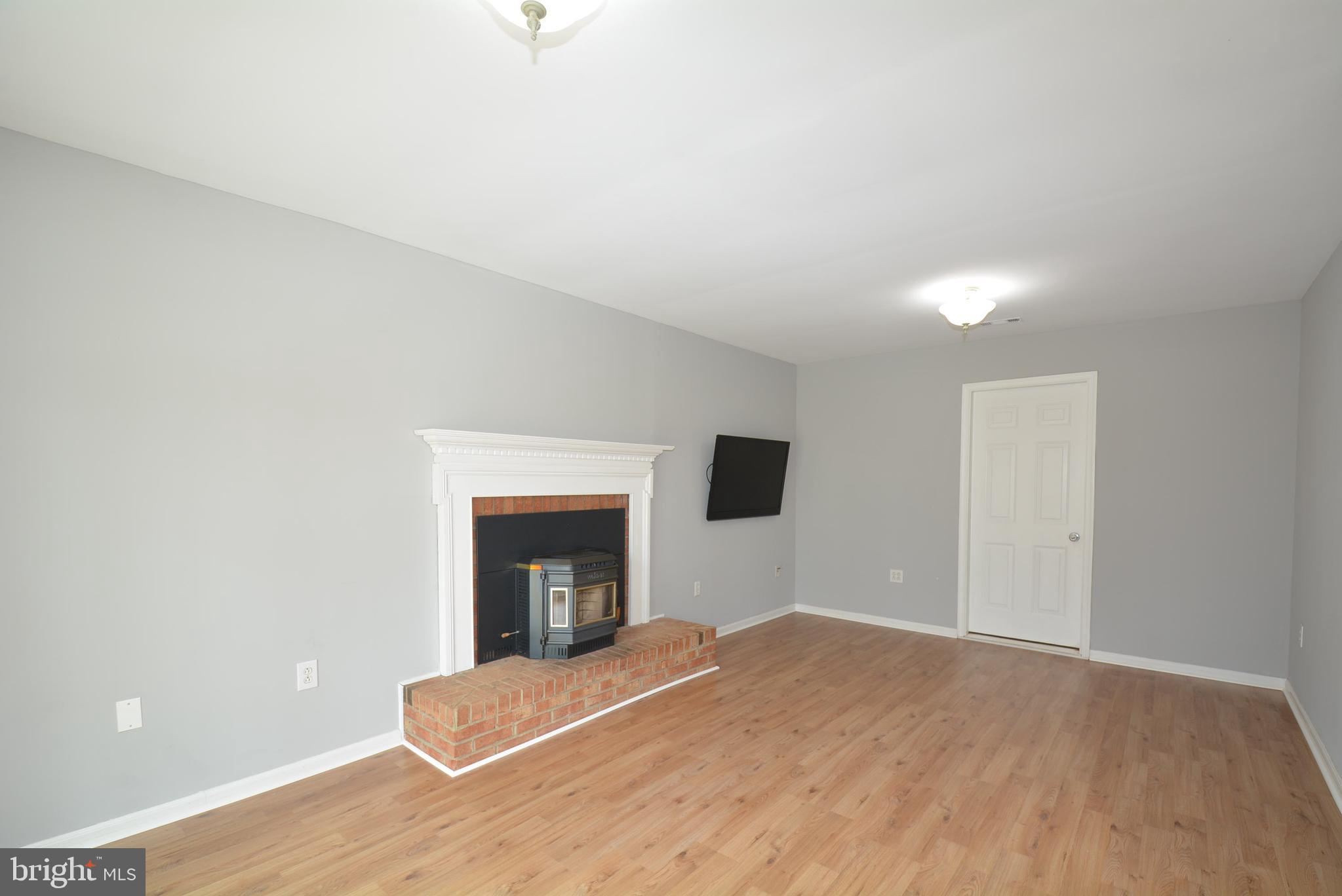 DALE CITY - Residential