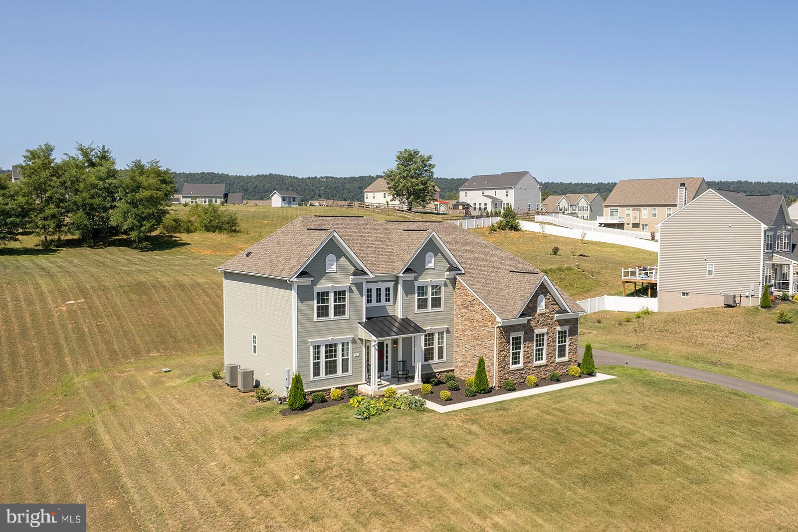 RIDGES OF TUSCARORA - Residential