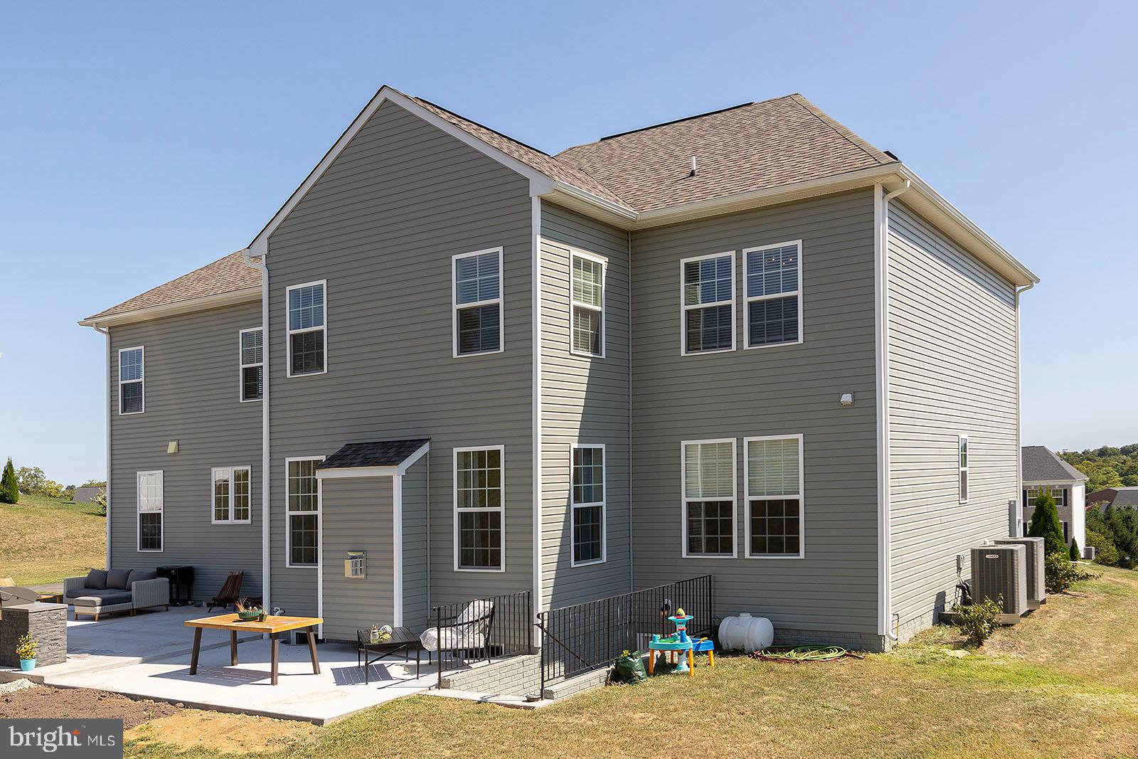 RIDGES OF TUSCARORA - Residential