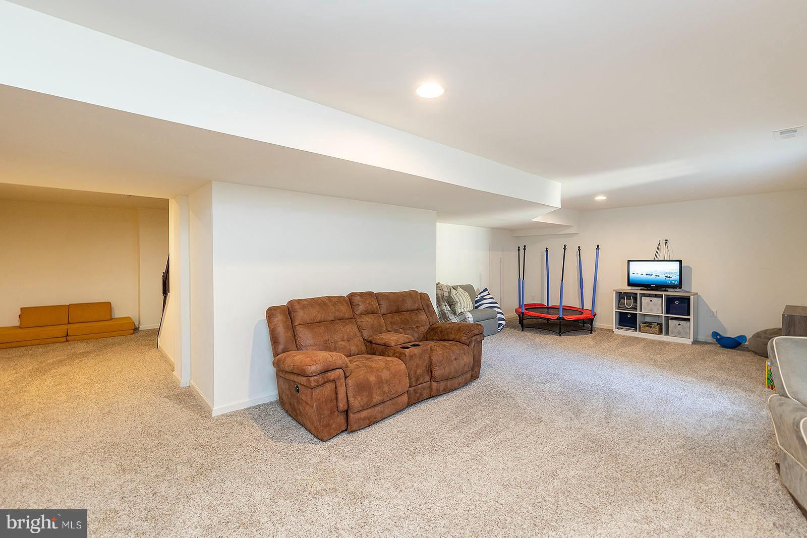 RIDGES OF TUSCARORA - Residential