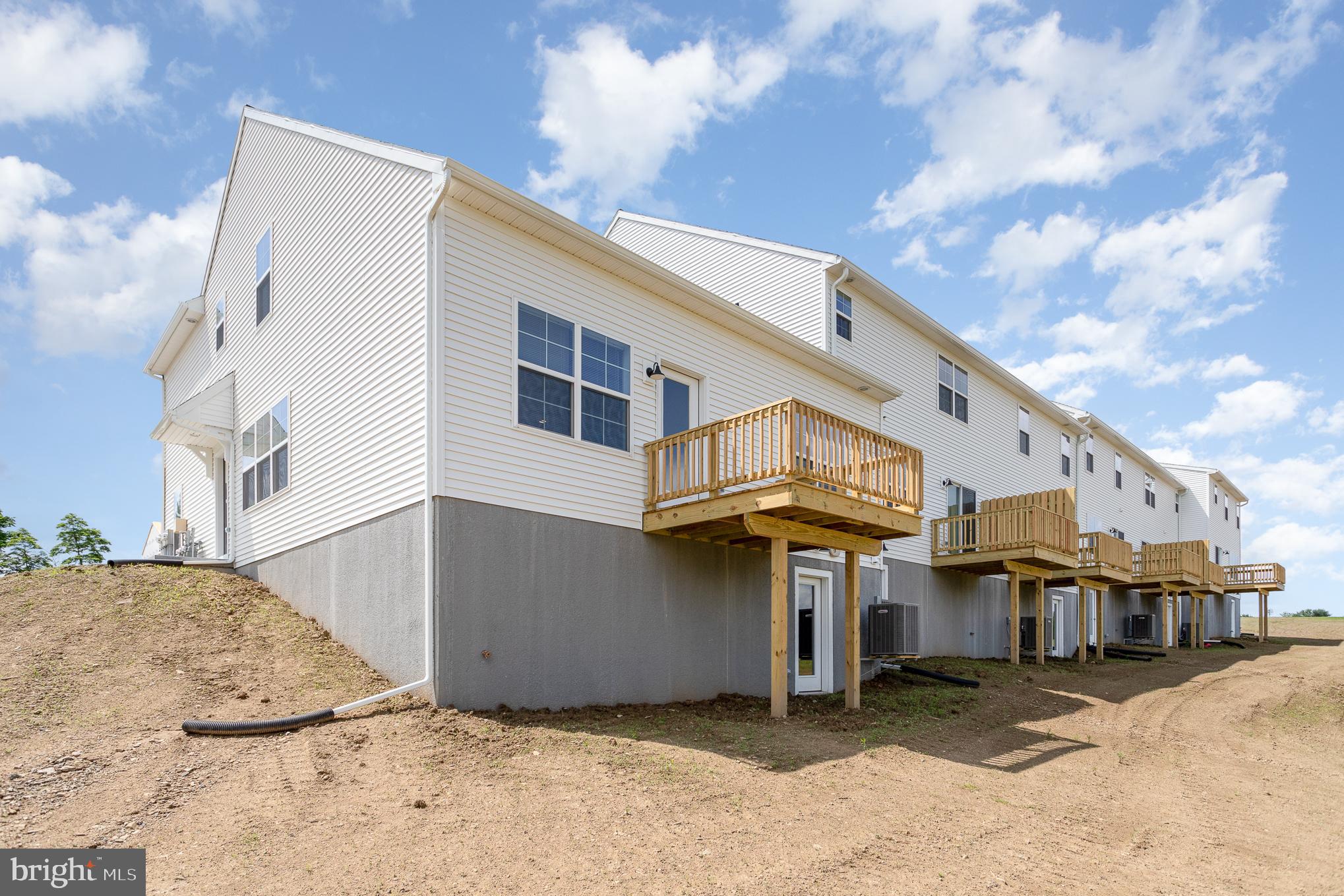 WEST HANOVER TOWNSHIP - Residential Lease