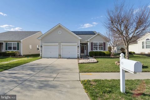 Photo of 15 Fairfield Drive, WESTAMPTON, NJ 08060 (MLS # NJBL2109552)