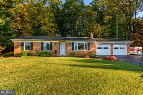 Photo of 1740 Valley Green Road, ETTERS, PA 17319 (MLS # PAYK2113998)